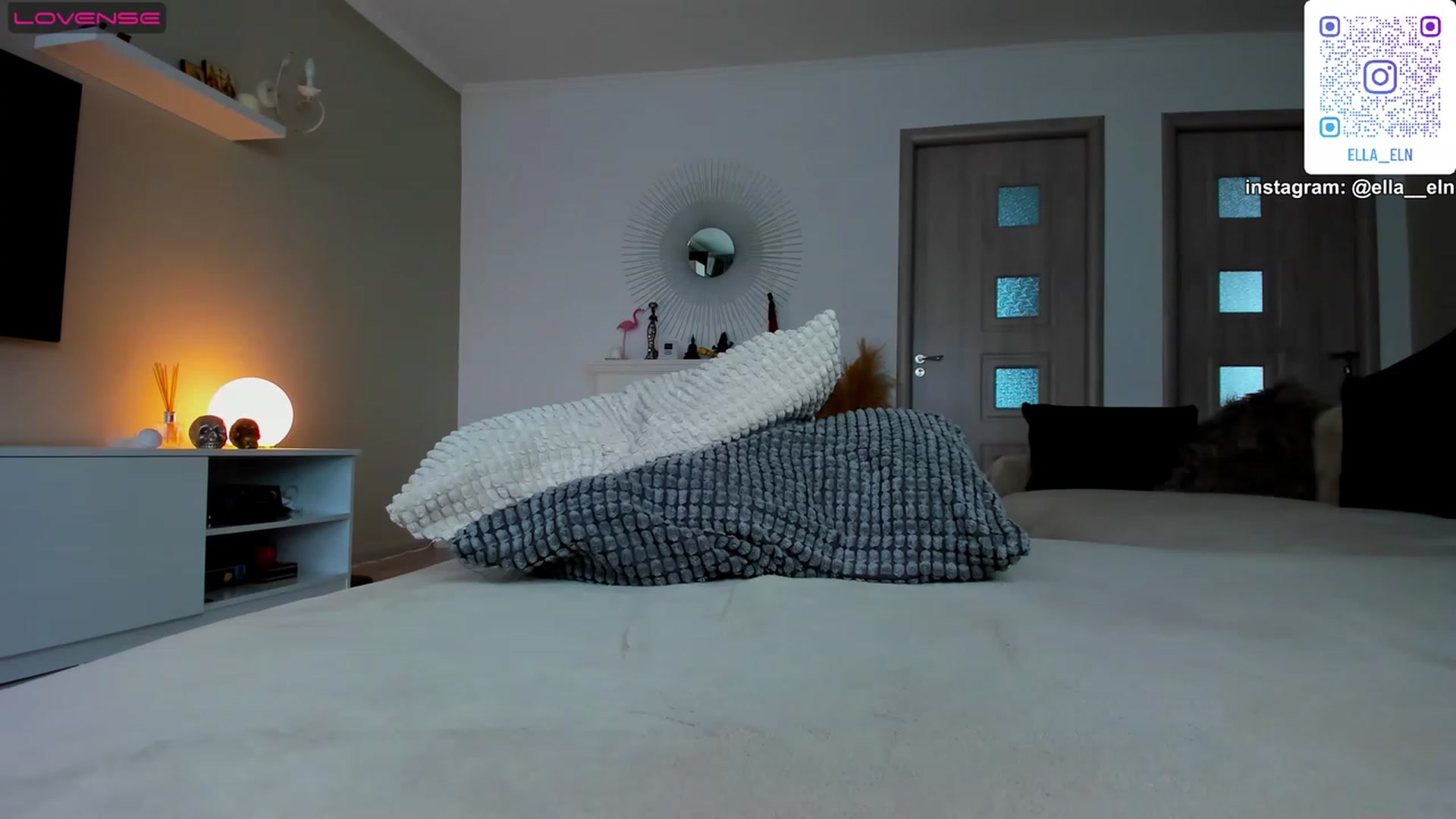 Gallery image thumbnail from Blonde_Elle's myfreecams stream on, 04/21/2023, 09:39 image 14 of 20