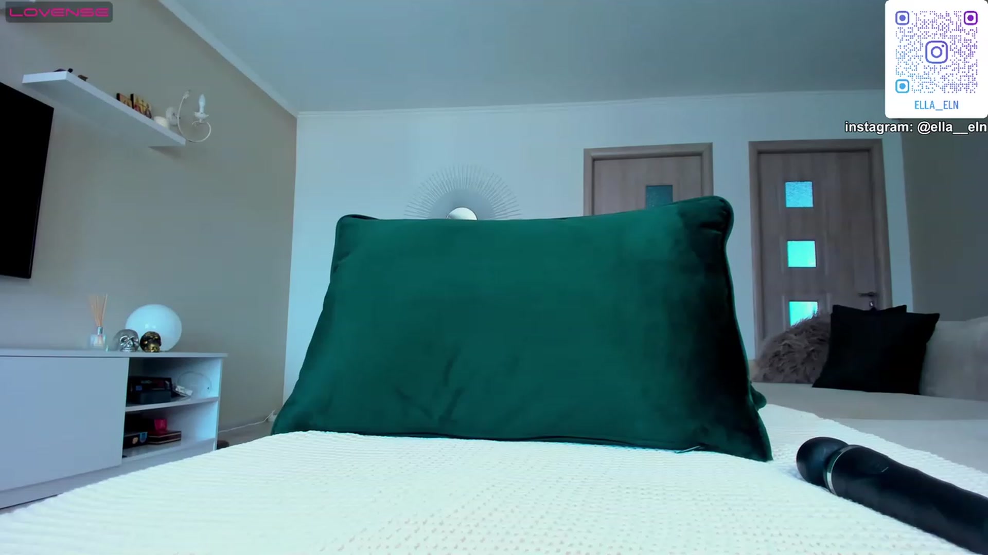 Gallery image thumbnail from Blonde_Elle's myfreecams stream on, 04/22/2023, 09:05 image 8 of 20