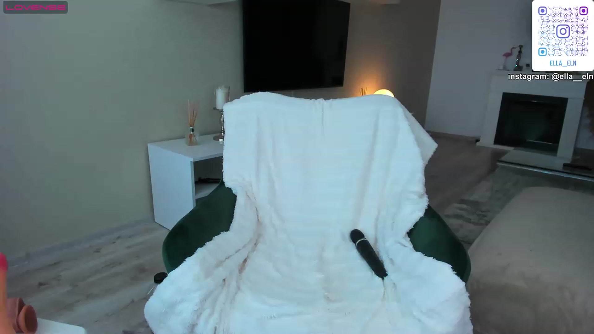 Gallery image thumbnail from Blonde_Elle's myfreecams stream on, 04/24/2023, 09:41 image 17 of 20