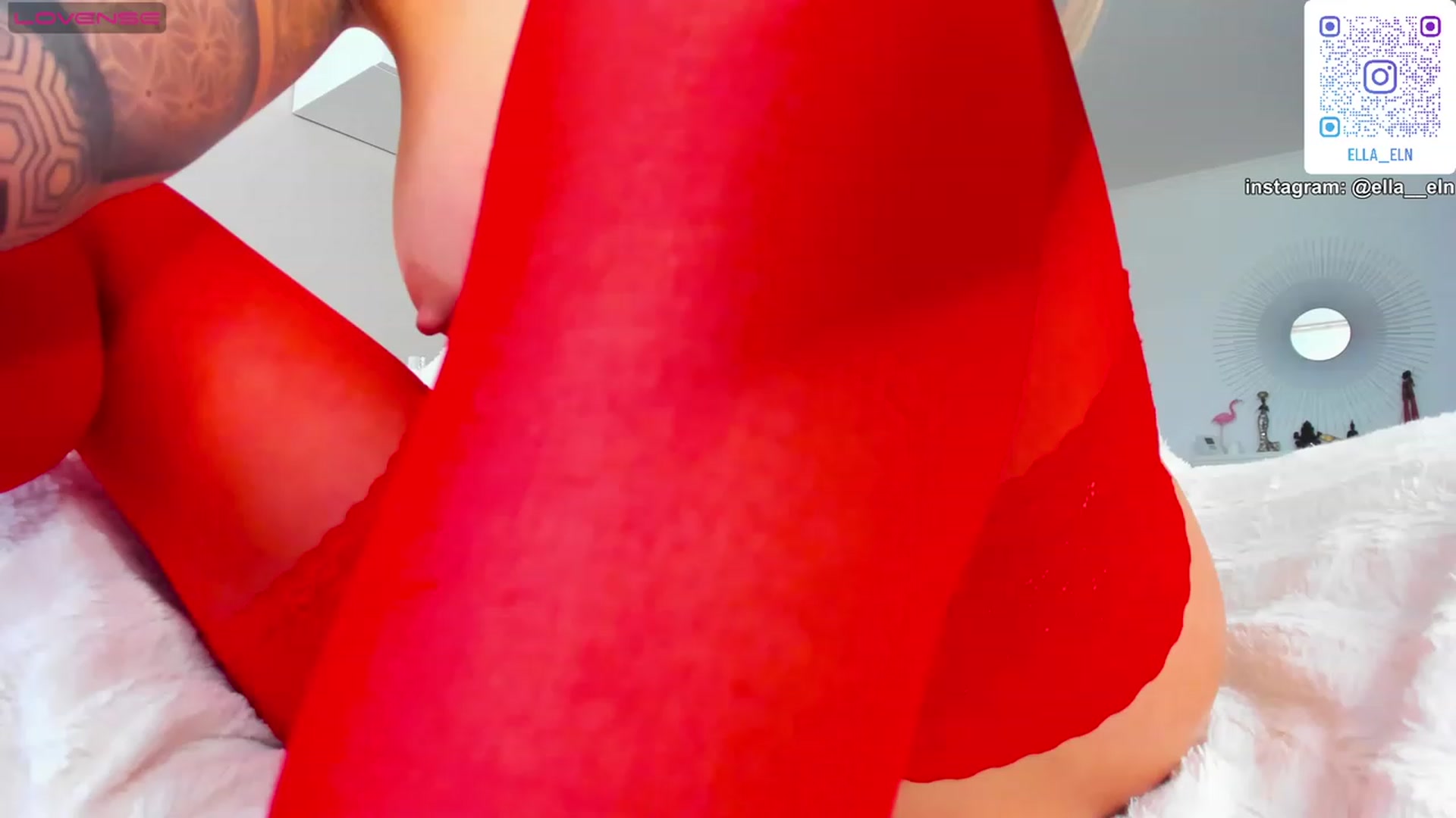 Gallery image thumbnail from Blonde_Elle's myfreecams stream on, 05/12/2023, 08:52 image 6 of 20