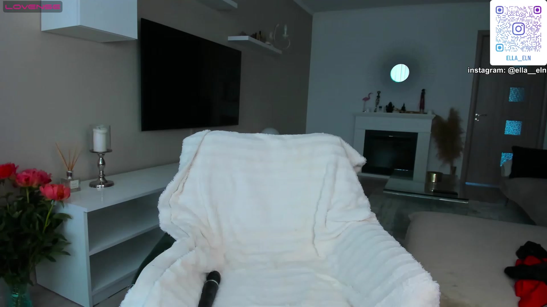 Gallery image thumbnail from Blonde_Elle's myfreecams stream on, 05/16/2023, 08:23 image 13 of 20