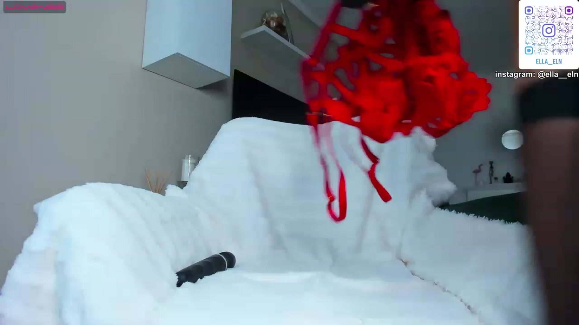 Gallery image thumbnail from Blonde_Elle's myfreecams stream on, 05/17/2023, 08:08 image 5 of 20