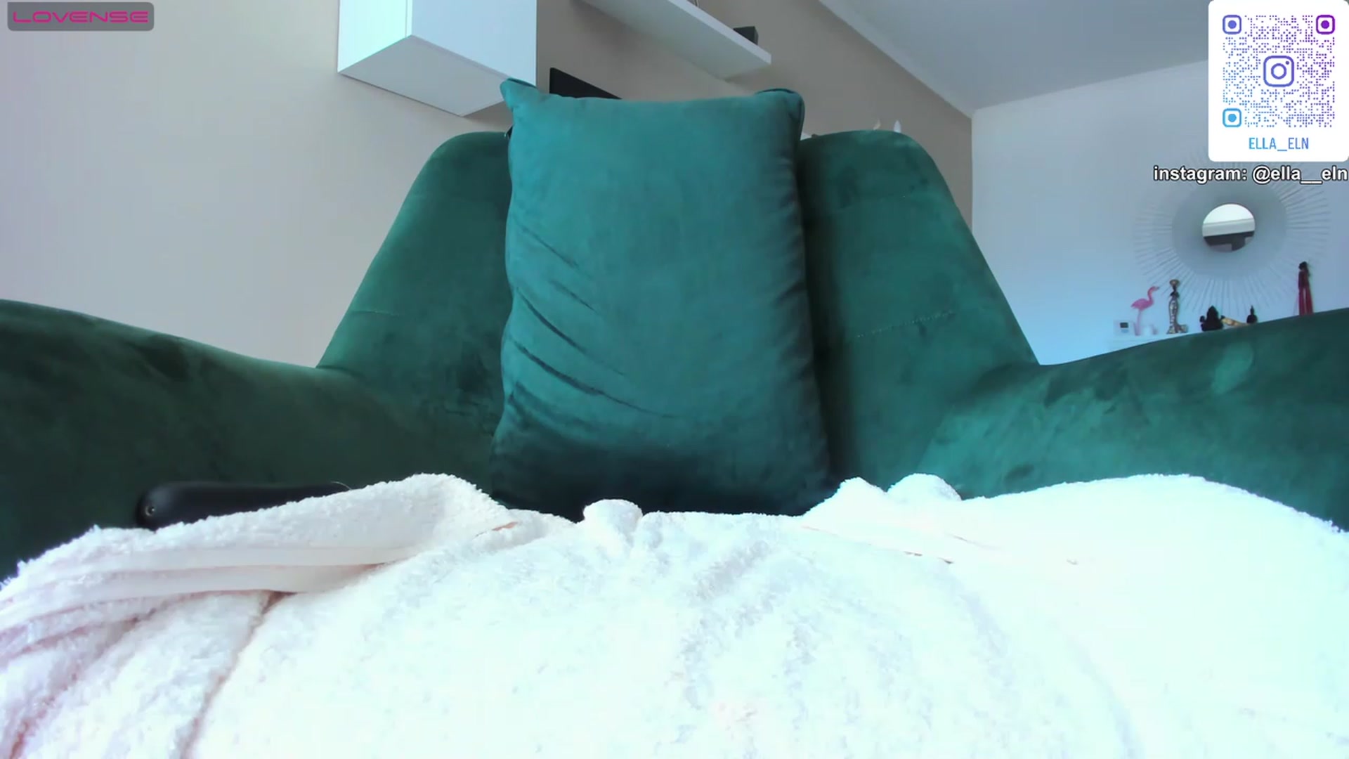 Gallery image thumbnail from Blonde_Elle's myfreecams stream on, 06/06/2023, 08:37 image 9 of 20