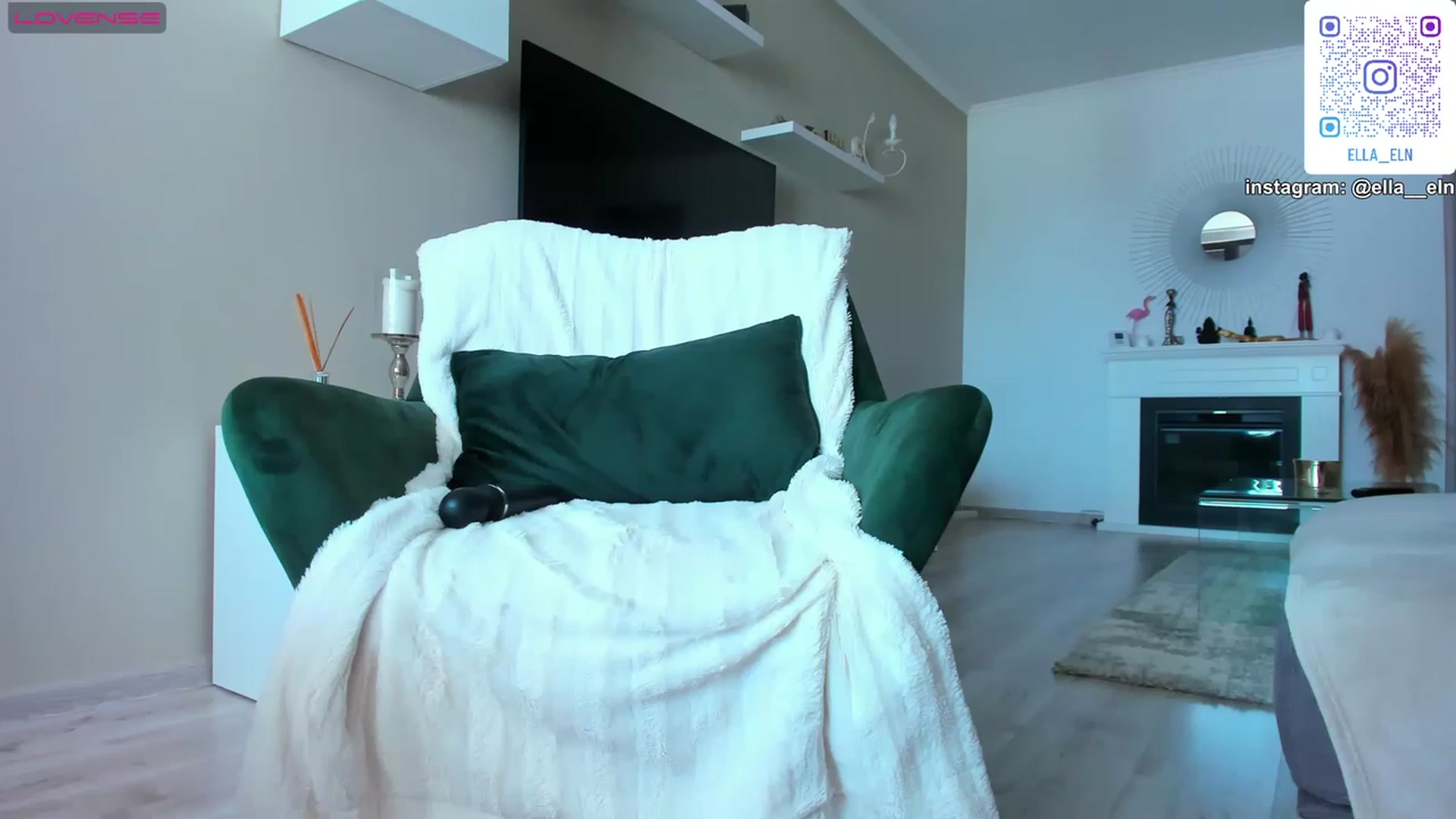 Gallery image thumbnail from Blonde_Elle's myfreecams stream on, 06/12/2023, 08:22 image 7 of 20