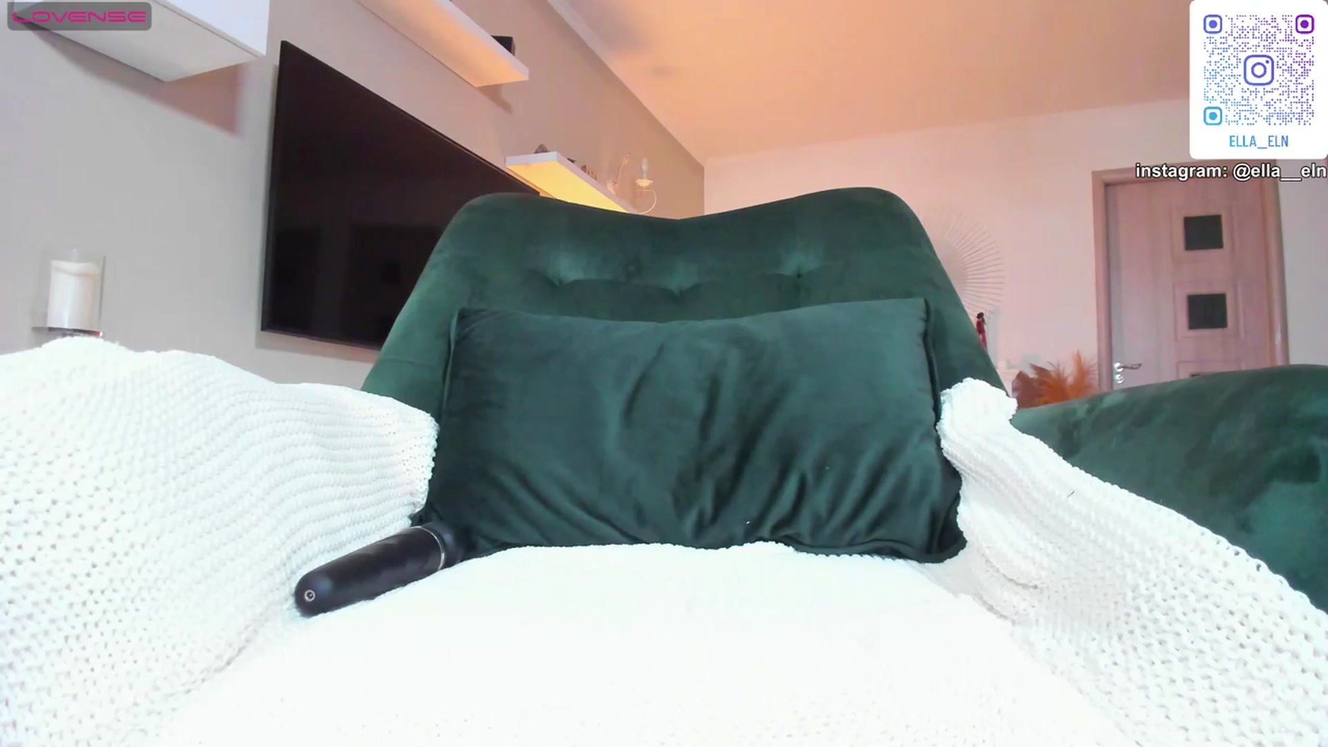 Gallery image thumbnail from Blonde_Elle's myfreecams stream on, 07/08/2023, 23:42 image 12 of 20