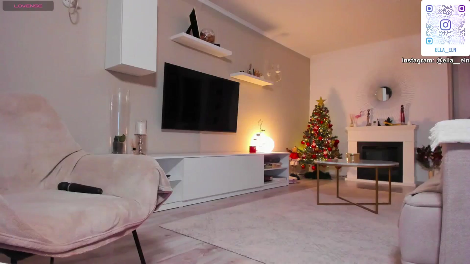 Gallery image thumbnail from Blonde_Elle's myfreecams stream on, 12/12/2023, 22:05 image 14 of 20
