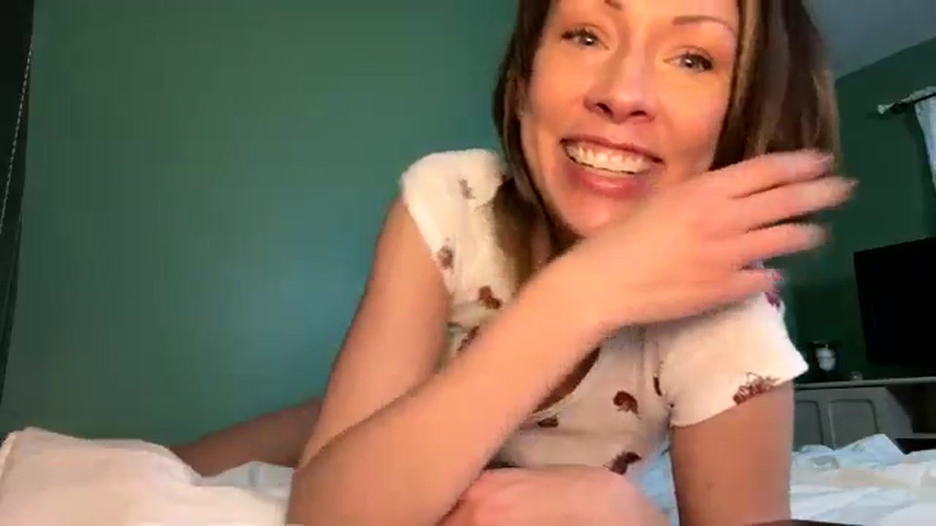Gallery image thumbnail from Blonde_skin's myfreecams stream on, 03/08/2026, 24:21 image 19 of 20