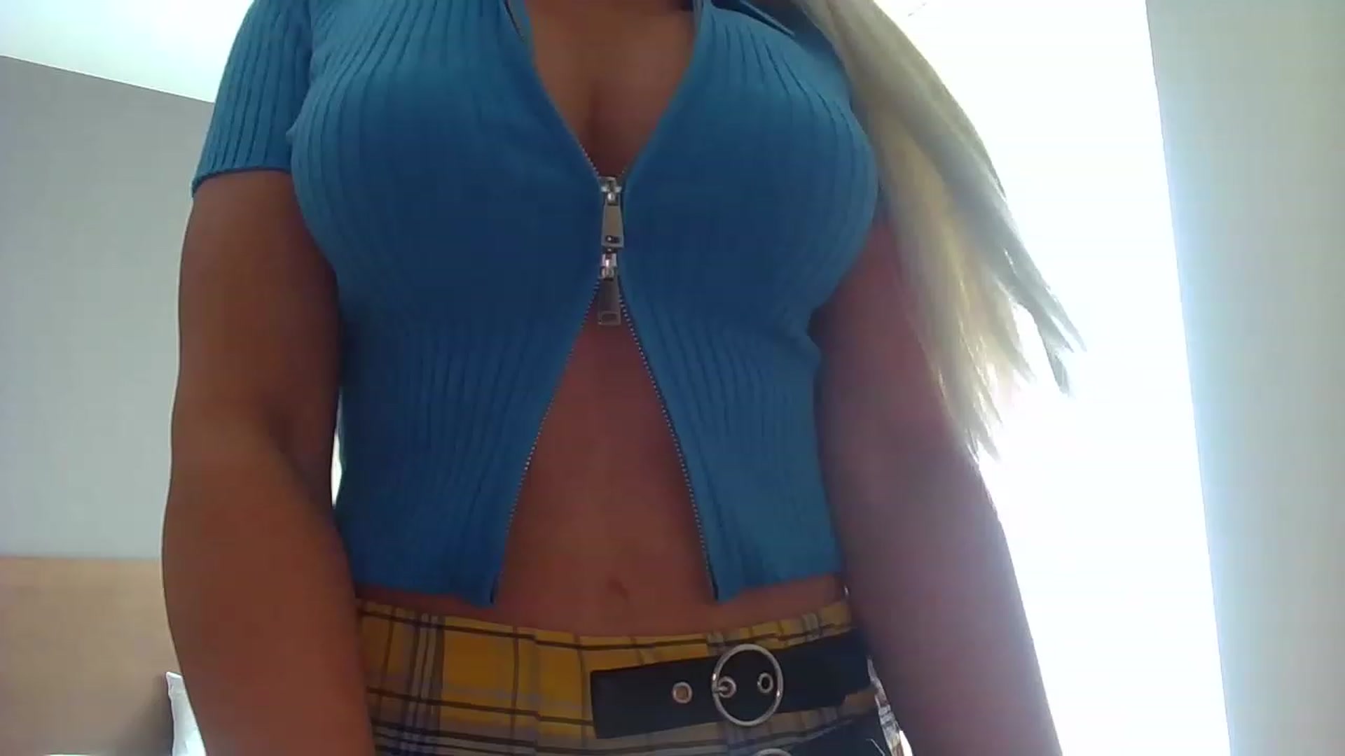 Gallery image thumbnail from Blondebabe_1's myfreecams stream on, 11/21/2022, 19:26 image 11 of 20