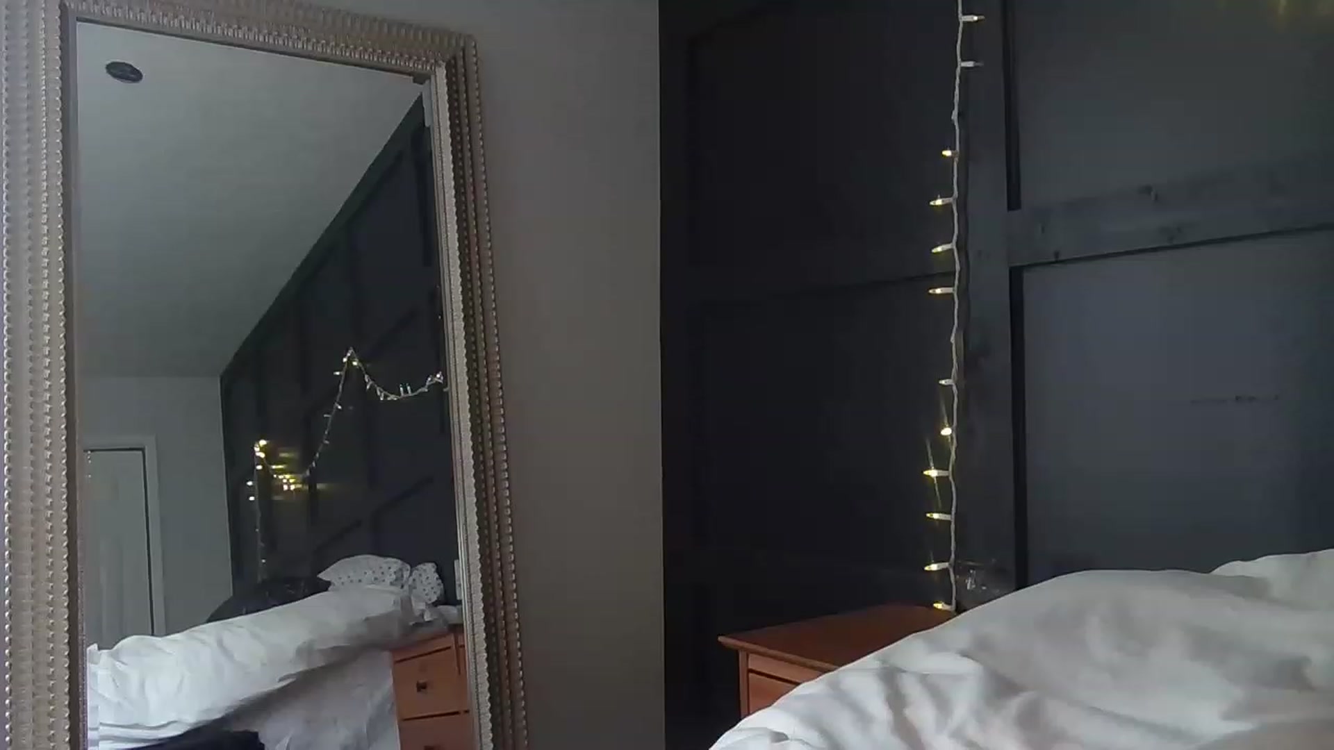 Gallery image thumbnail from Blondebabe_1's myfreecams stream on, 12/19/2022, 18:43 image 3 of 20