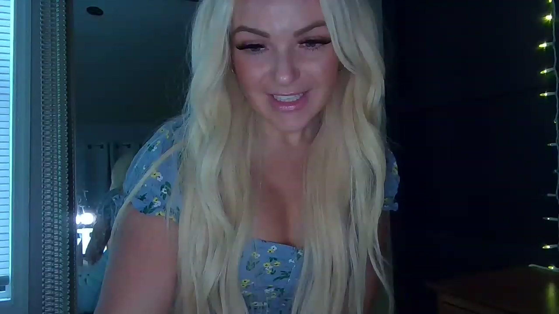 Gallery image thumbnail from Blondebabe_1's myfreecams stream on, 01/03/2023, 19:38 image 11 of 20