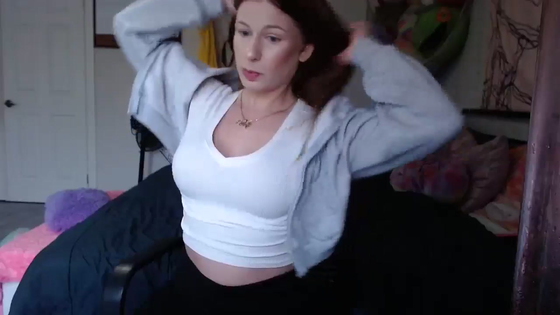 Gallery image thumbnail from Blondebabyxxx's myfreecams stream on, 05/06/2026, 18:56 image 18 of 20