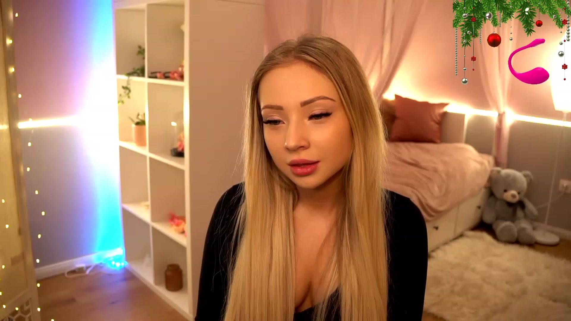 Gallery image thumbnail from Blondebbygirl's myfreecams stream on, 12/02/2022, 09:46 image 3 of 20