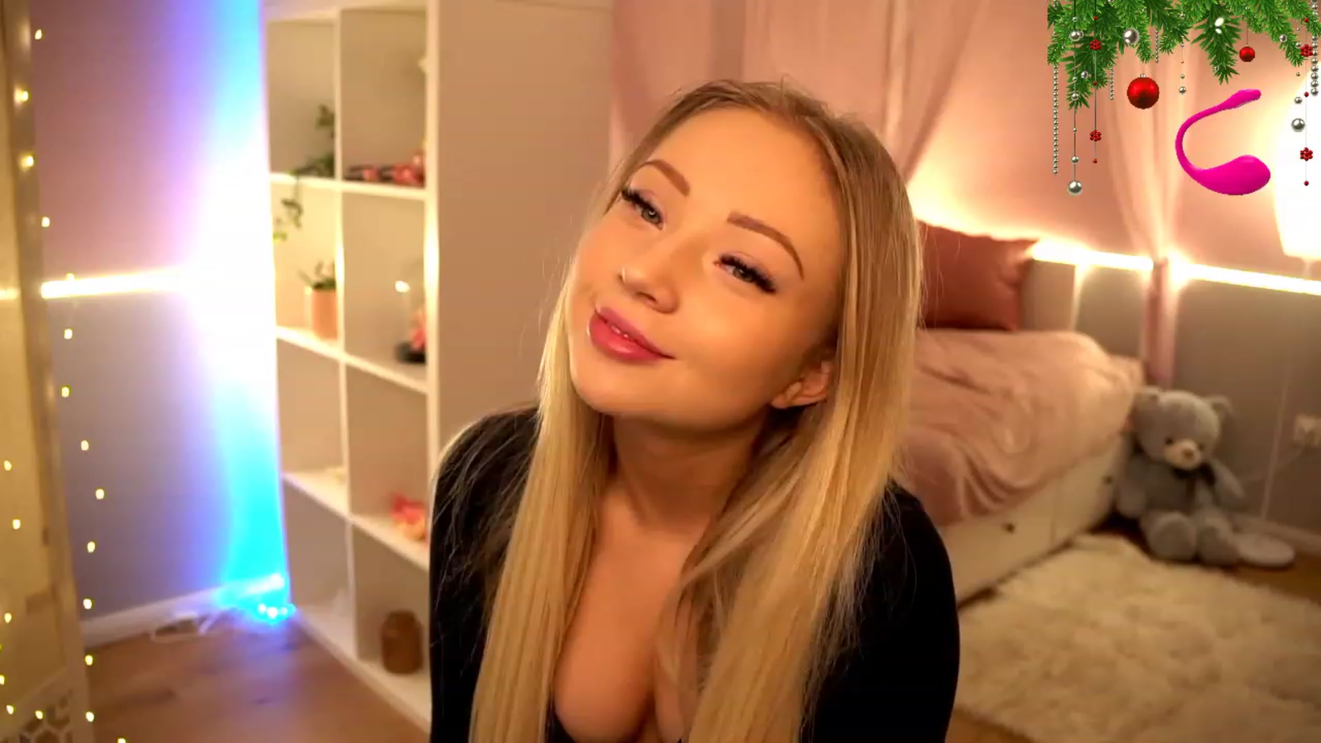 Gallery image thumbnail from Blondebbygirl's myfreecams stream on, 12/02/2022, 09:46 image 2 of 20