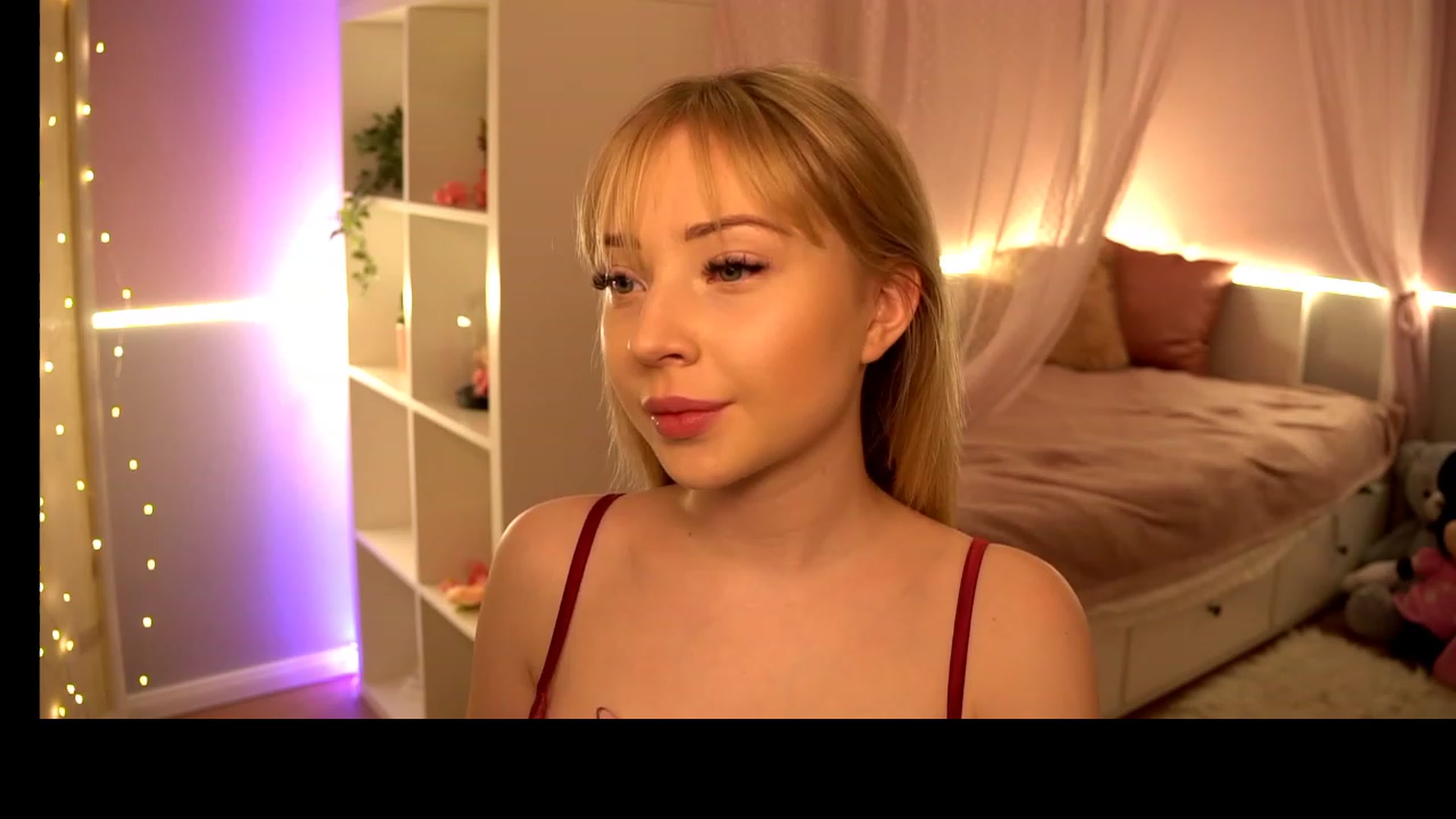 Gallery image thumbnail from Blondebbygirl's myfreecams stream on, 01/07/2023, 17:06 image 11 of 20