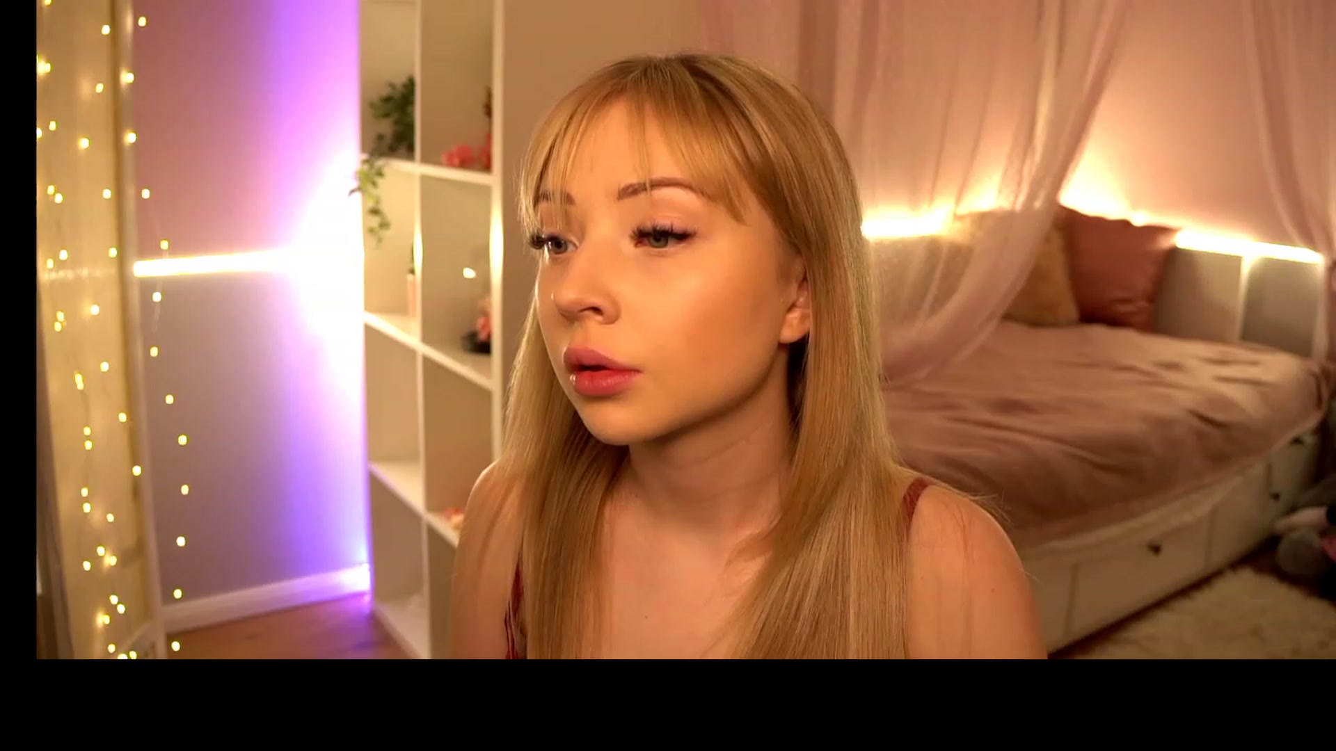 Gallery image thumbnail from Blondebbygirl's myfreecams stream on, 01/07/2023, 17:06 image 13 of 20