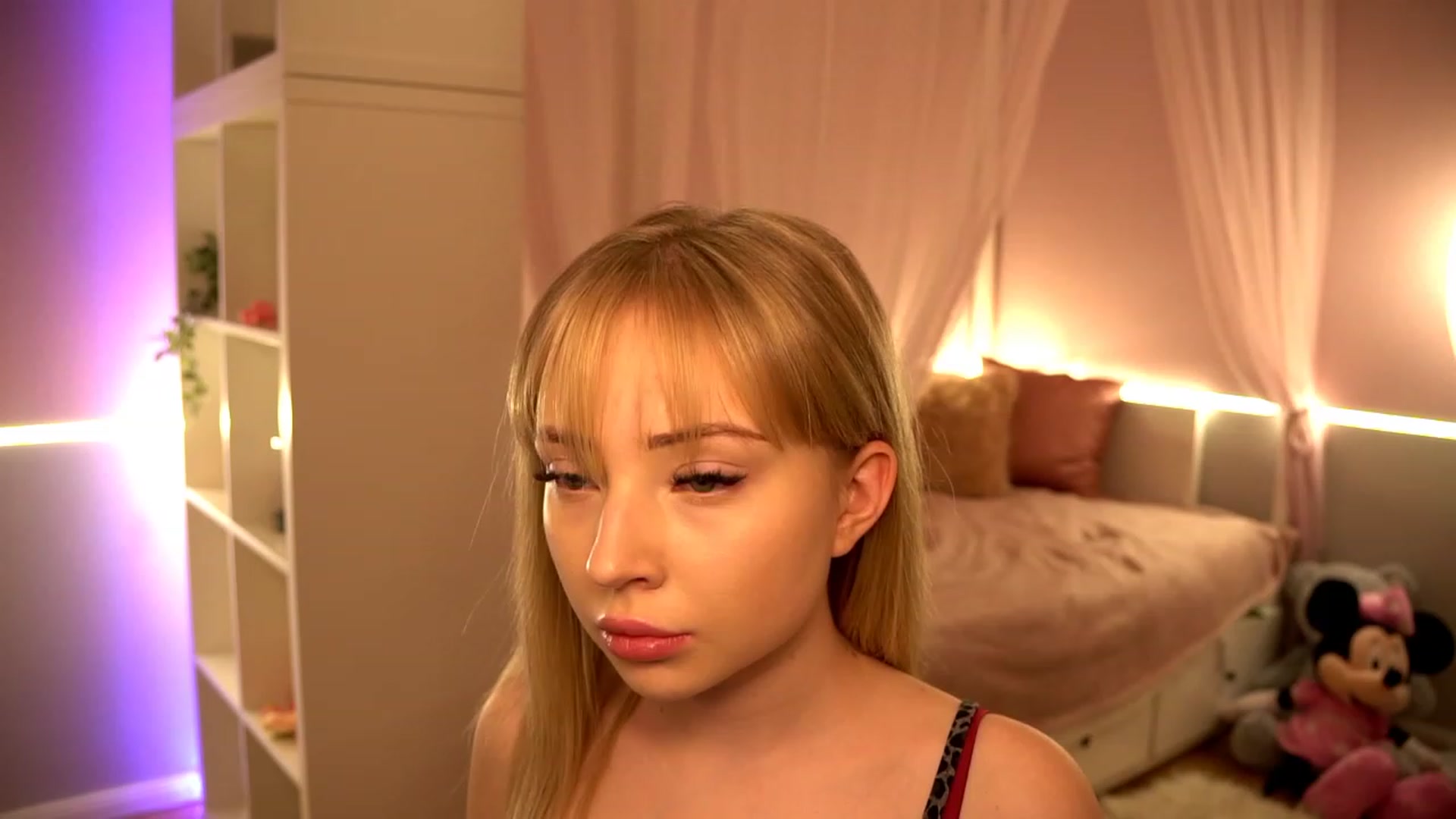 Gallery image thumbnail from Blondebbygirl's myfreecams stream on, 01/07/2023, 20:02 image 17 of 20