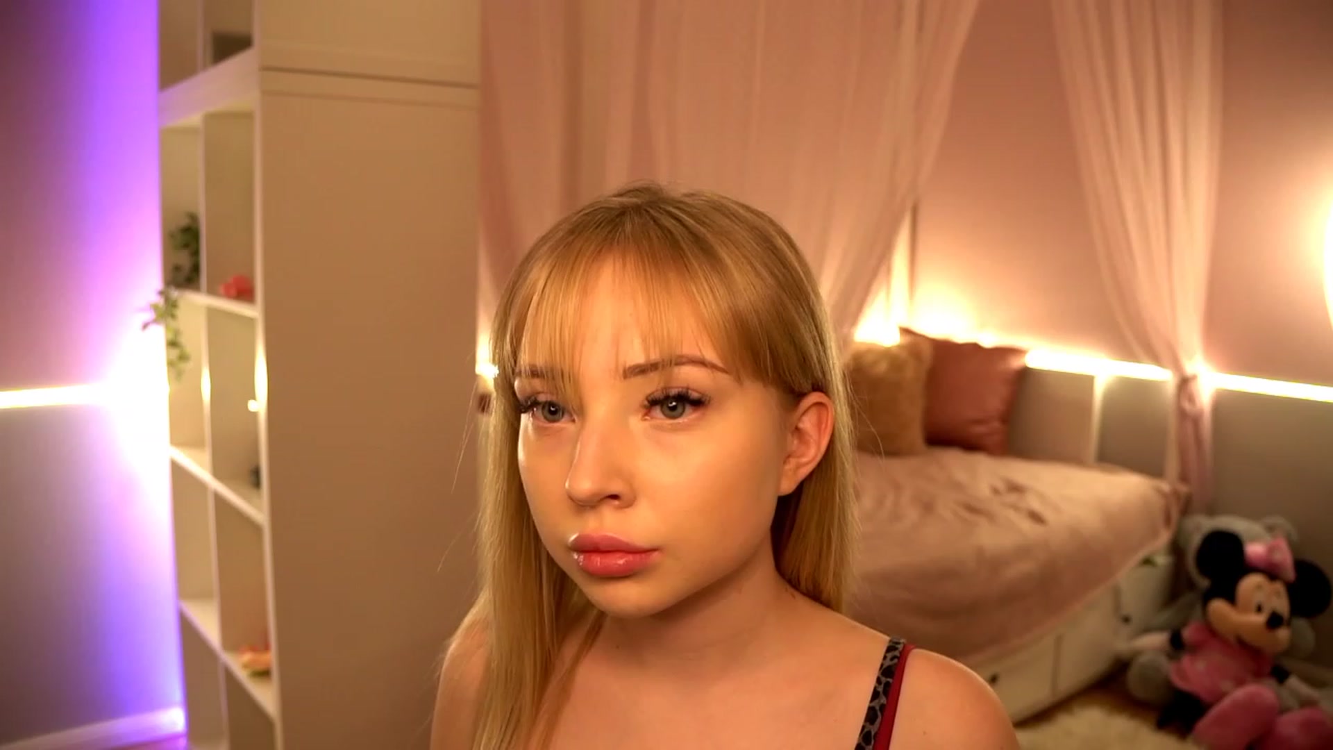 Gallery image thumbnail from Blondebbygirl's myfreecams stream on, 01/07/2023, 20:02 image 15 of 20