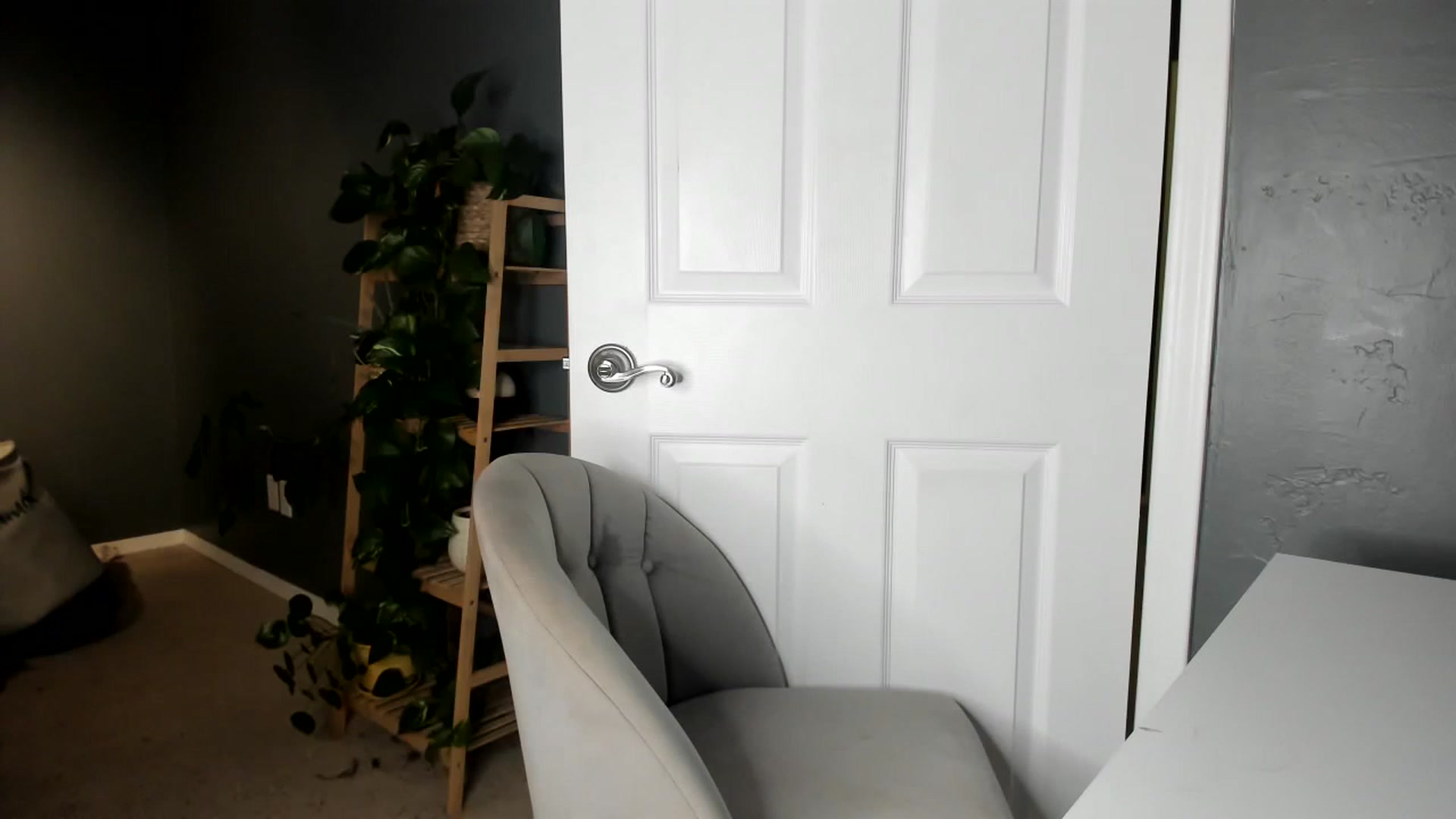 Gallery image thumbnail from Blondebootyx's myfreecams stream on, 01/27/2023, 05:12 image 15 of 20