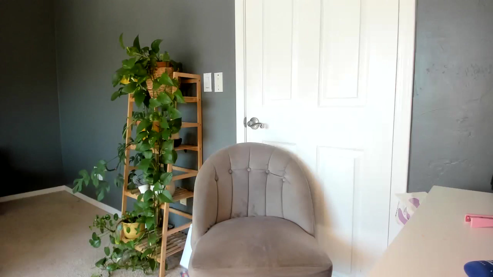 Gallery image thumbnail from Blondebootyx's myfreecams stream on, 10/22/2023, 19:13 image 16 of 20