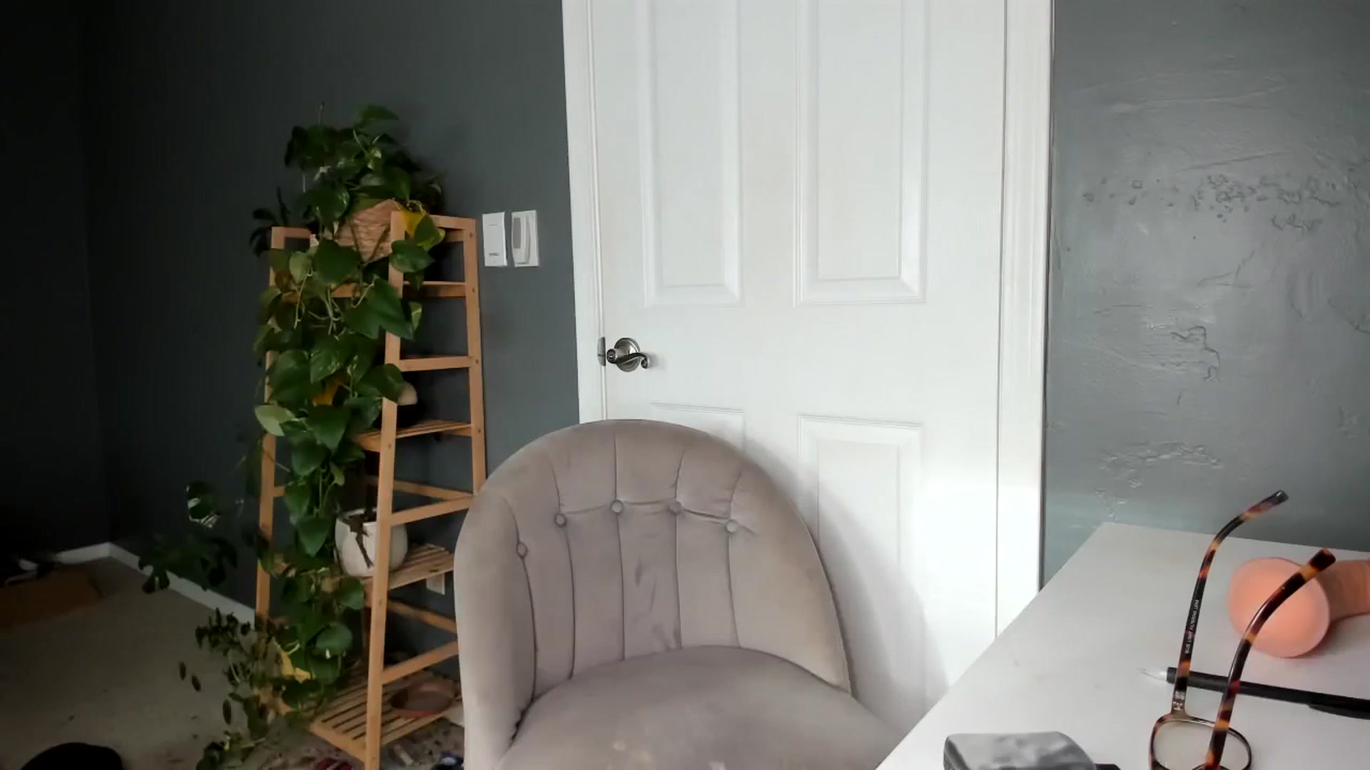 Gallery image thumbnail from Blondebootyx's myfreecams stream on, 12/03/2023, 21:56 image 9 of 20