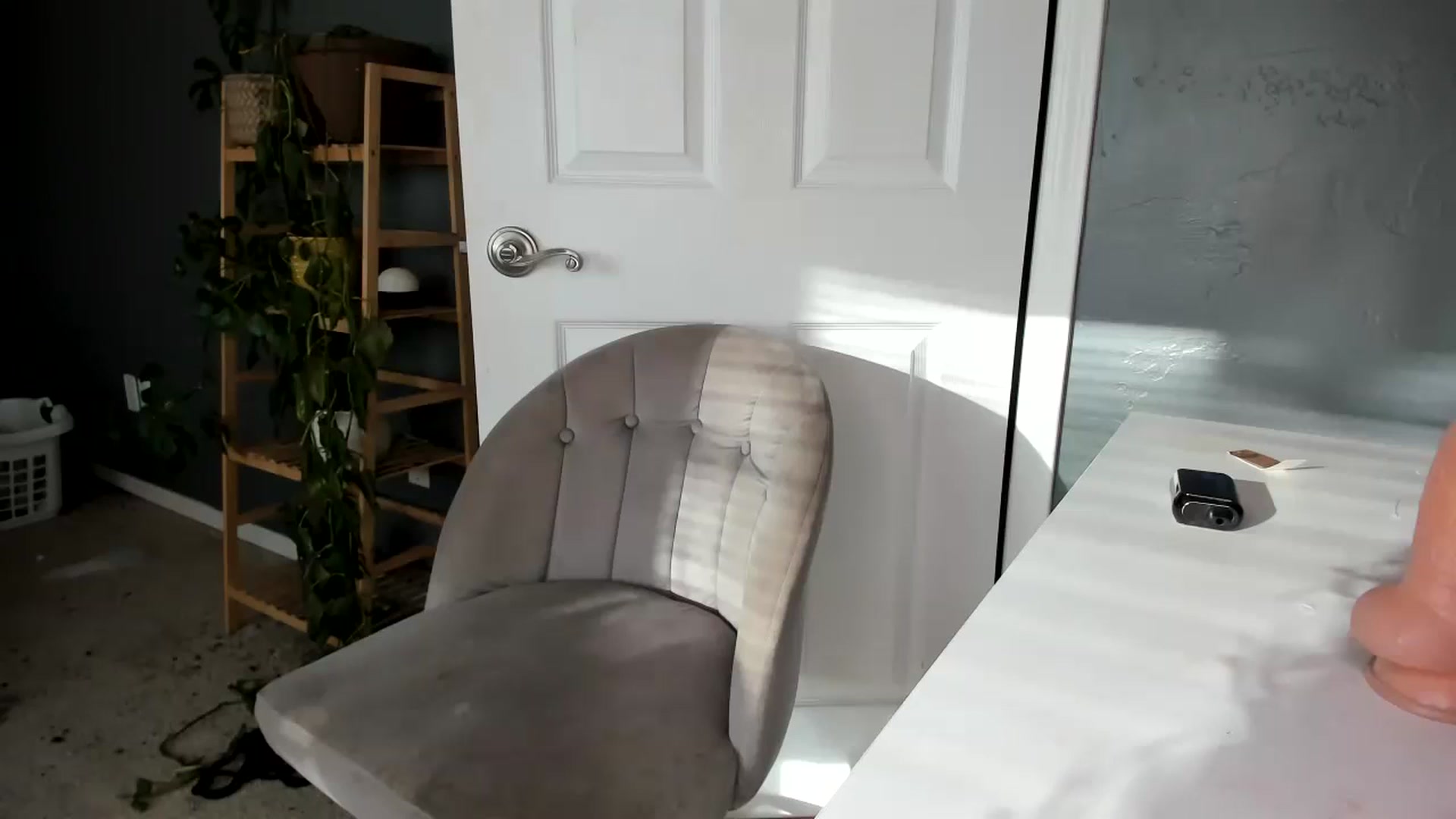 Gallery image thumbnail from Blondebootyx's myfreecams stream on, 12/22/2023, 22:00 image 14 of 20