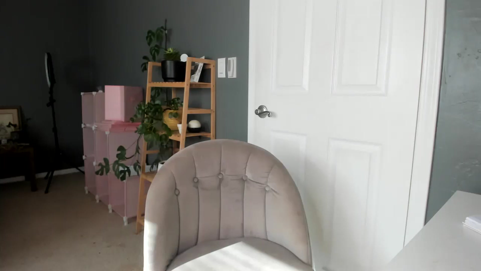 Gallery image thumbnail from Blondebootyx's myfreecams stream on, 01/28/2024, 21:50 image 14 of 20