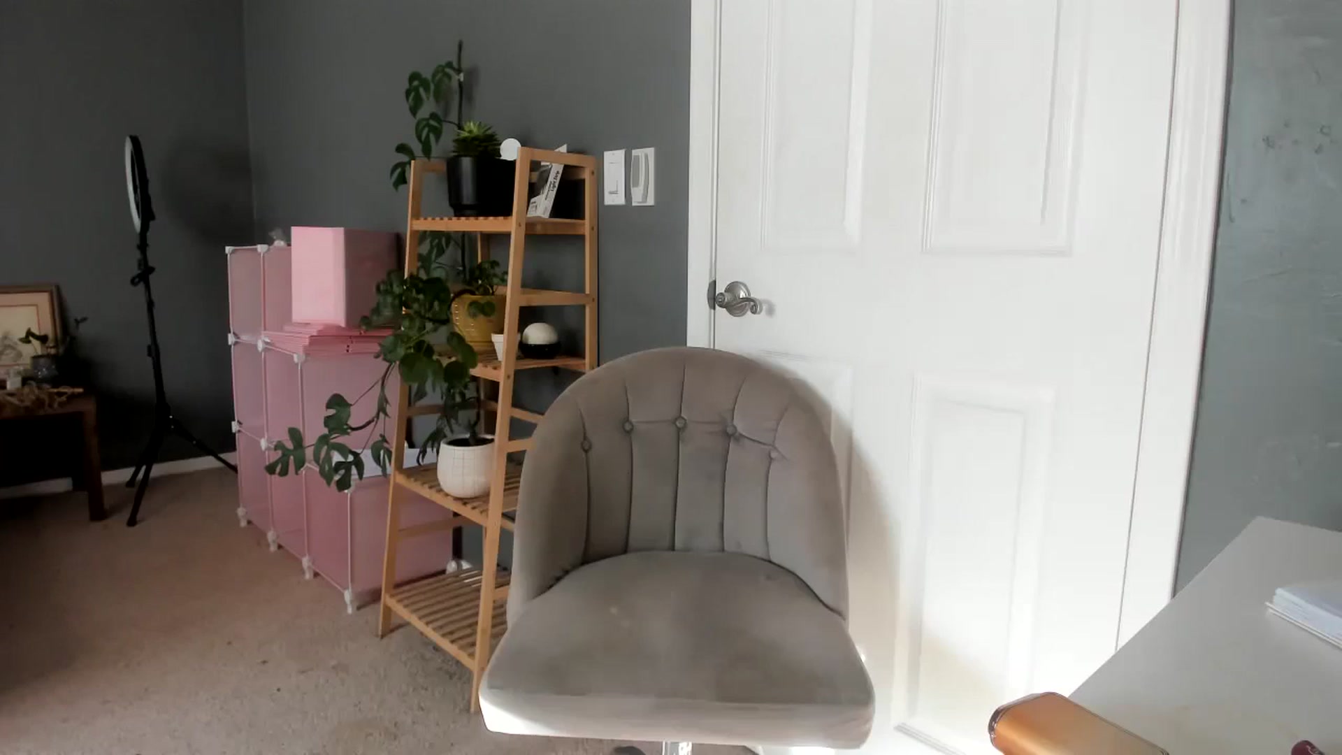 Gallery image thumbnail from Blondebootyx's myfreecams stream on, 01/28/2024, 21:50 image 3 of 20