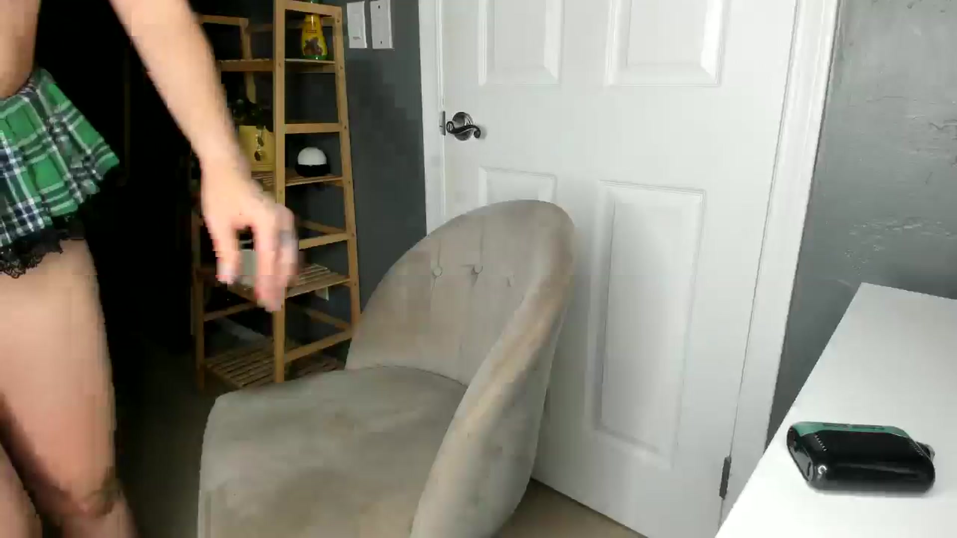 Gallery image thumbnail from Blondebootyx's myfreecams stream on, 07/01/2024, 02:39 image 10 of 20