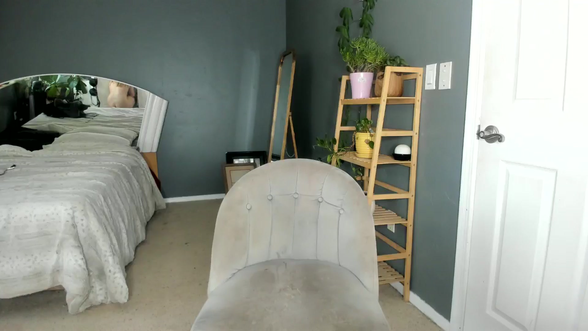 Gallery image thumbnail from Blondebootyx's myfreecams stream on, 10/29/2024, 22:56 image 14 of 20