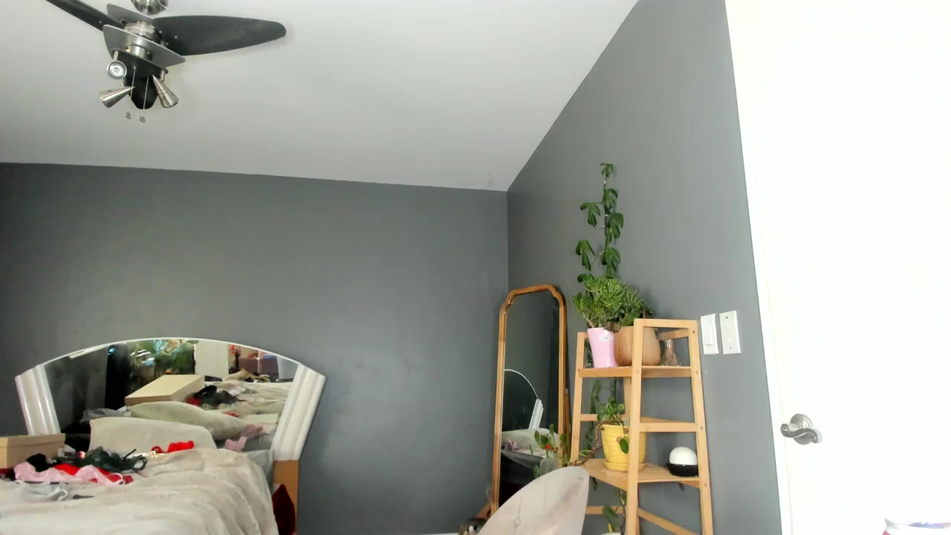 Gallery image thumbnail from Blondebootyx's myfreecams stream on, 11/11/2024, 22:36 image 17 of 20