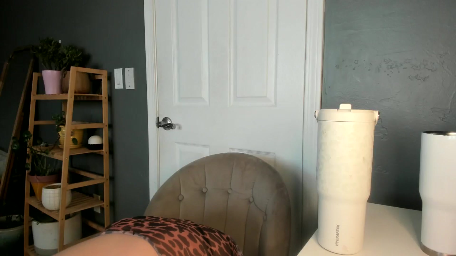 Gallery image thumbnail from Blondebootyx's myfreecams stream on, 01/05/2025, 23:18 image 3 of 20
