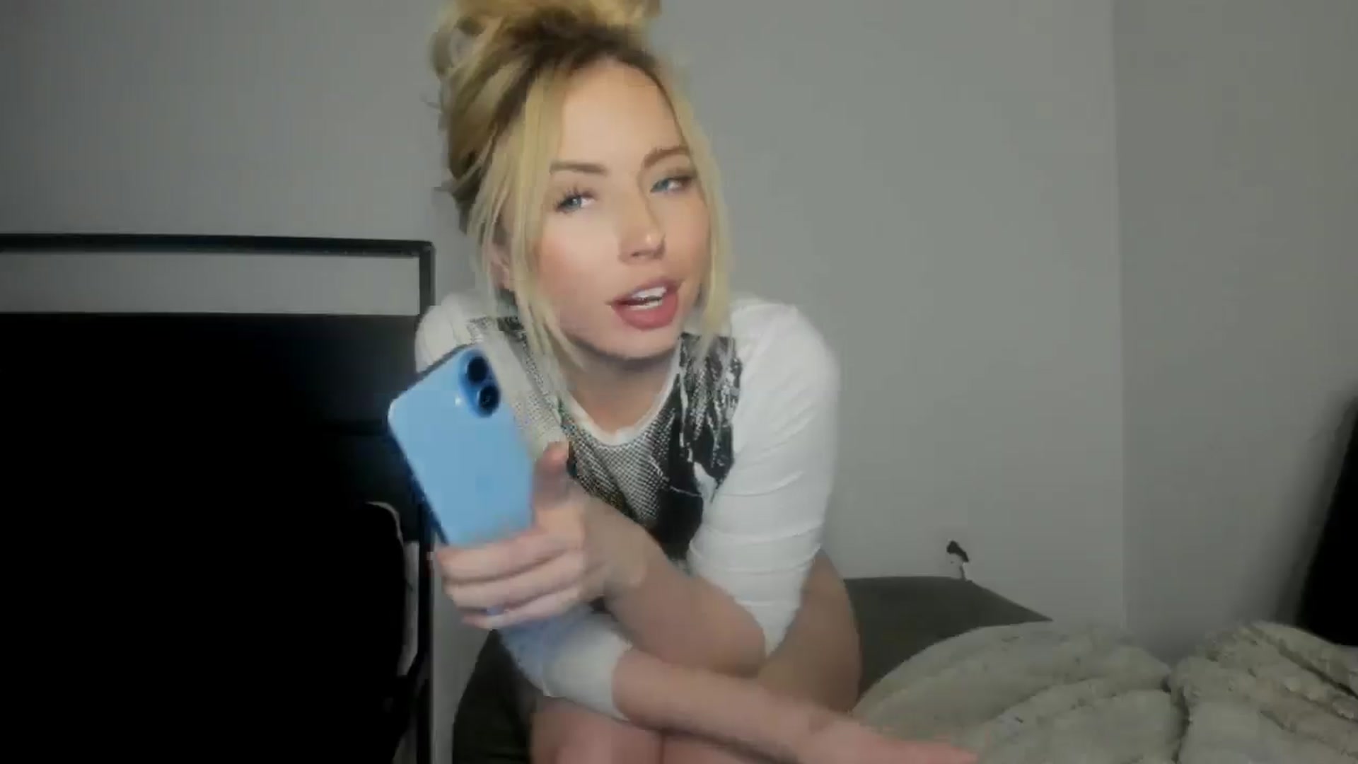 Gallery image thumbnail from Blondebootyx's myfreecams stream on, 02/24/2026, 06:56 image 9 of 20