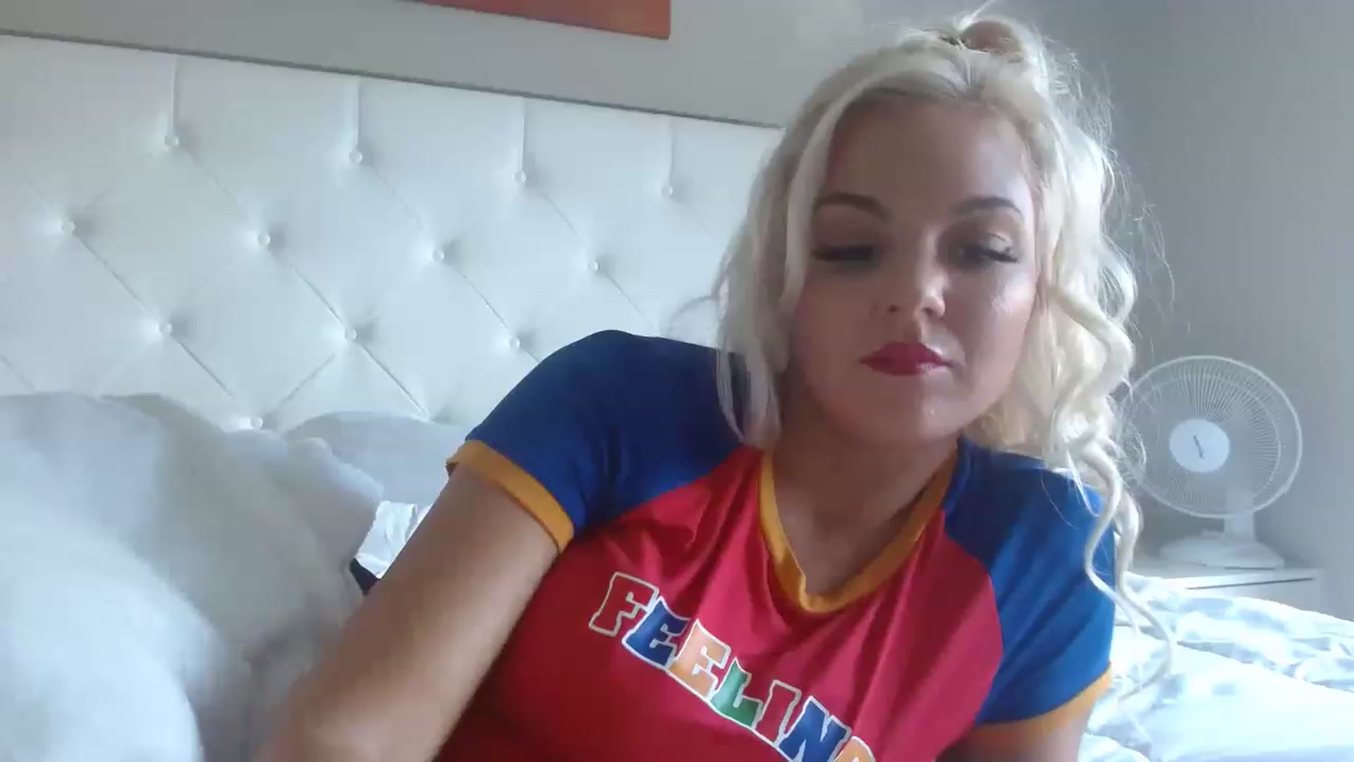 Gallery image thumbnail from Blondebunny5's myfreecams stream on, 01/19/2023, 18:22 image 11 of 20