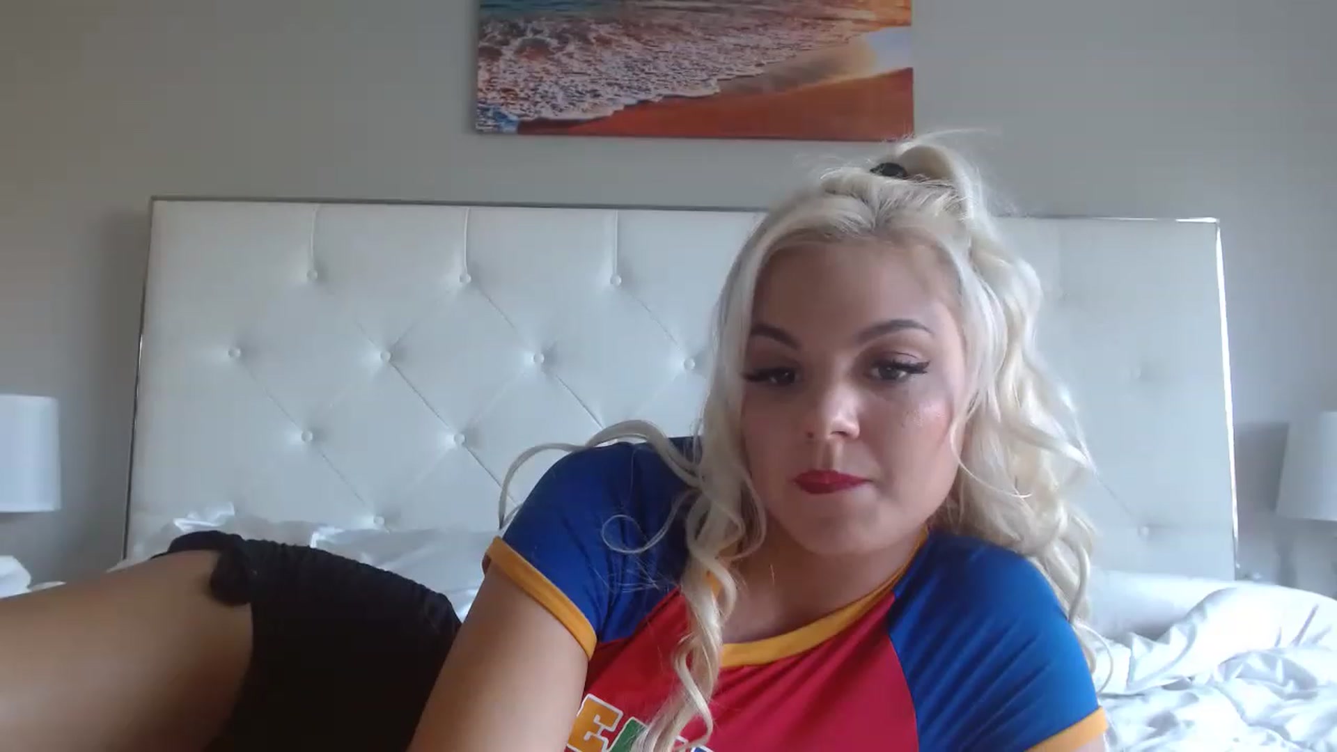 Gallery image thumbnail from Blondebunny5's myfreecams stream on, 01/19/2023, 19:07 image 5 of 20