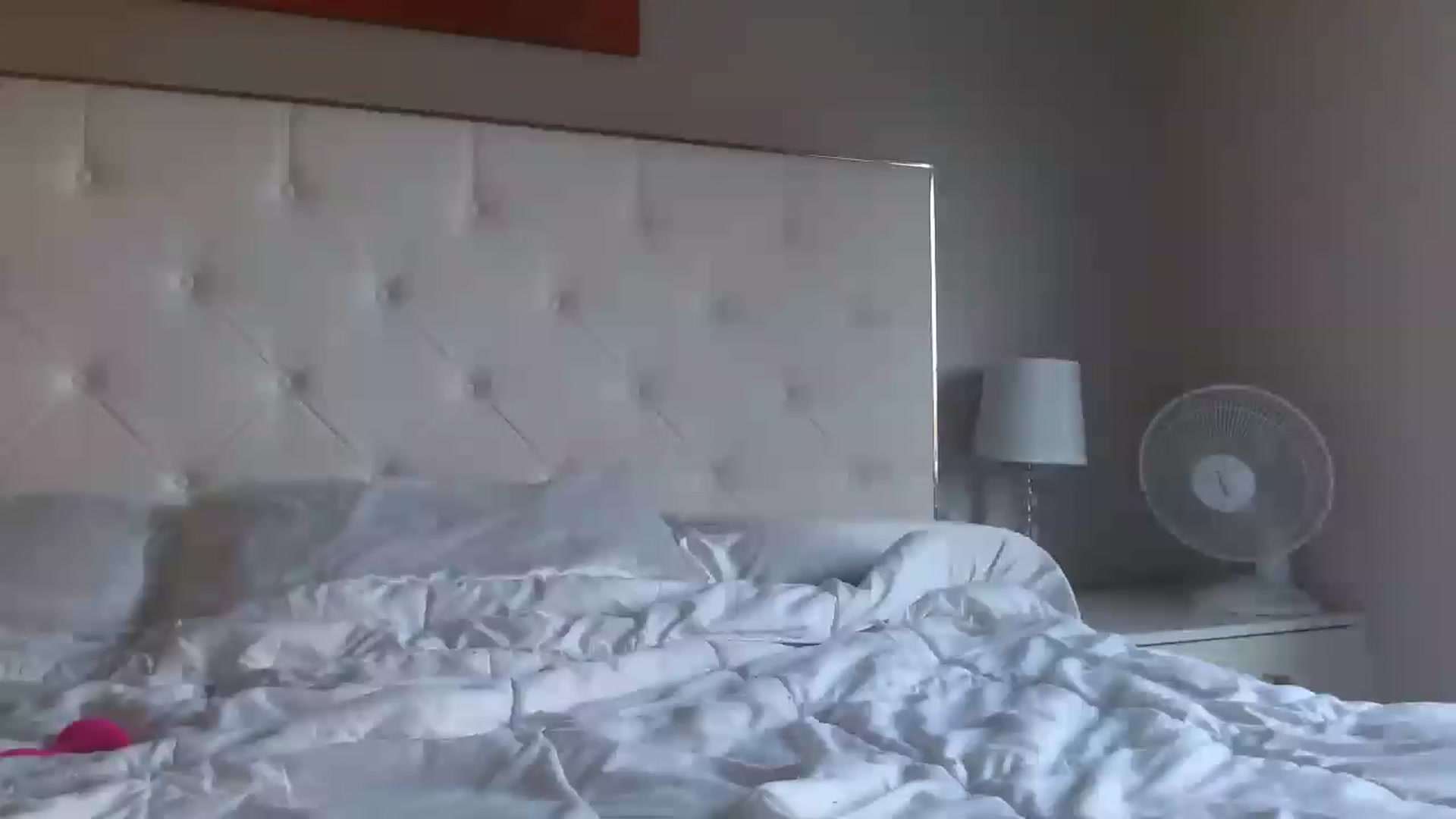 Gallery image thumbnail from Blondebunny5's myfreecams stream on, 01/19/2023, 20:22 image 6 of 20