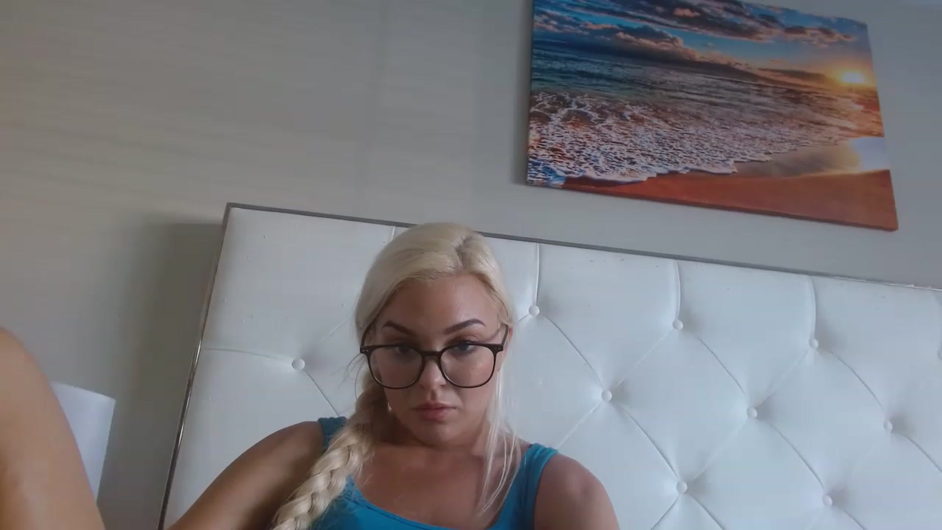 Gallery image thumbnail from Blondebunny5's myfreecams stream on, 02/25/2023, 18:35 image 18 of 20