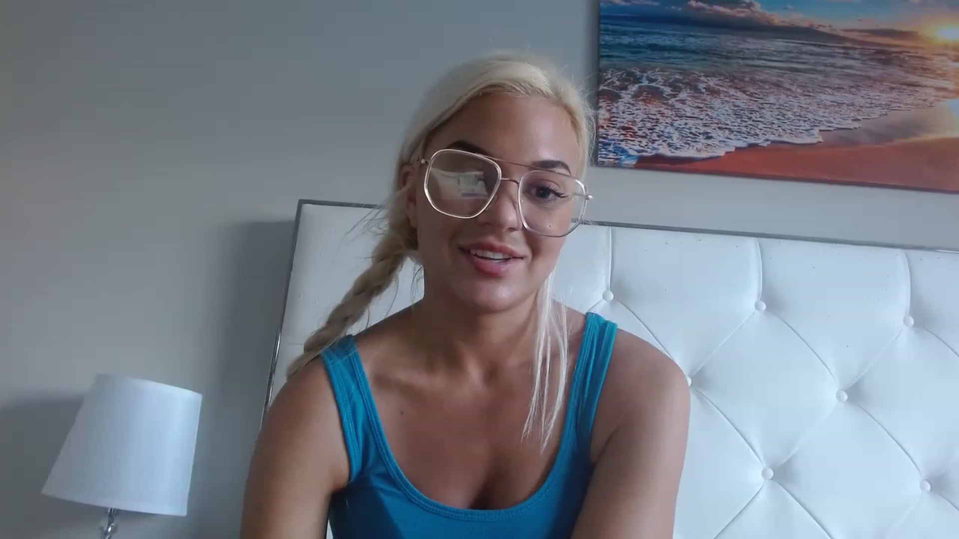 Gallery image thumbnail from Blondebunny5's myfreecams stream on, 02/25/2023, 18:35 image 5 of 20