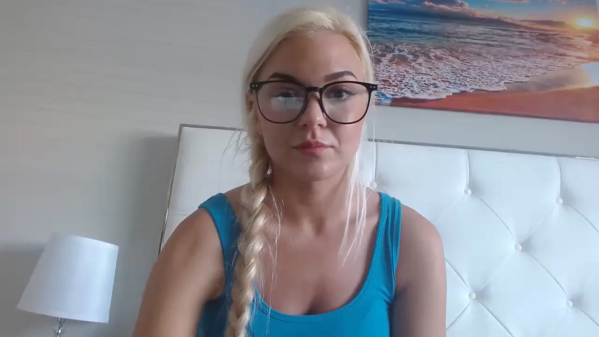 Gallery image thumbnail from Blondebunny5's myfreecams stream on, 02/25/2023, 18:35 image 12 of 20