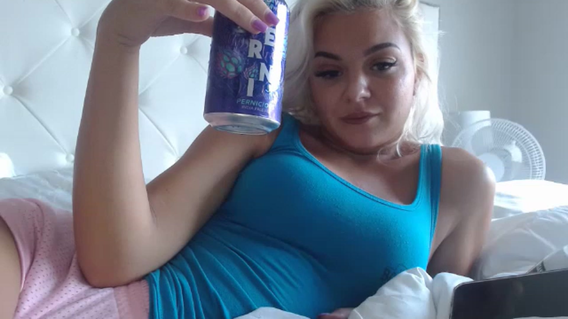 Gallery image thumbnail from Blondebunny5's myfreecams stream on, 03/10/2023, 17:57 image 20 of 20