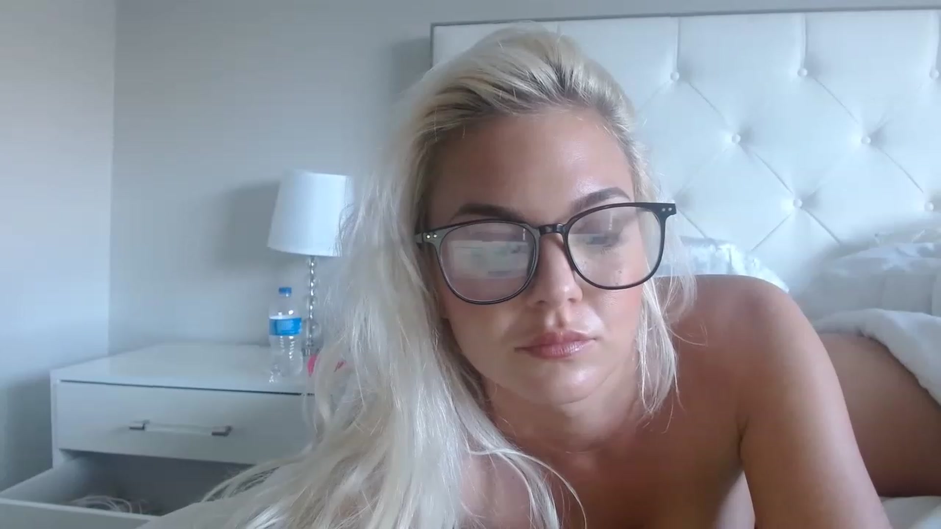 Gallery image thumbnail from Blondebunny5's myfreecams stream on, 03/23/2023, 19:55 image 4 of 20