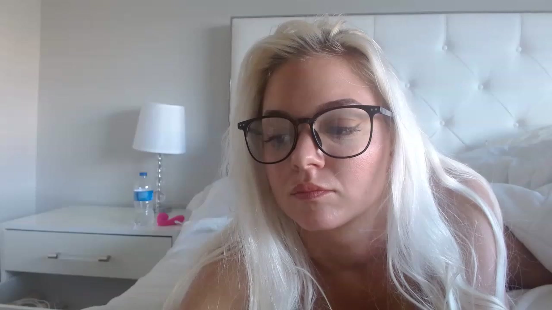 Gallery image thumbnail from Blondebunny5's myfreecams stream on, 03/23/2023, 19:55 image 8 of 20