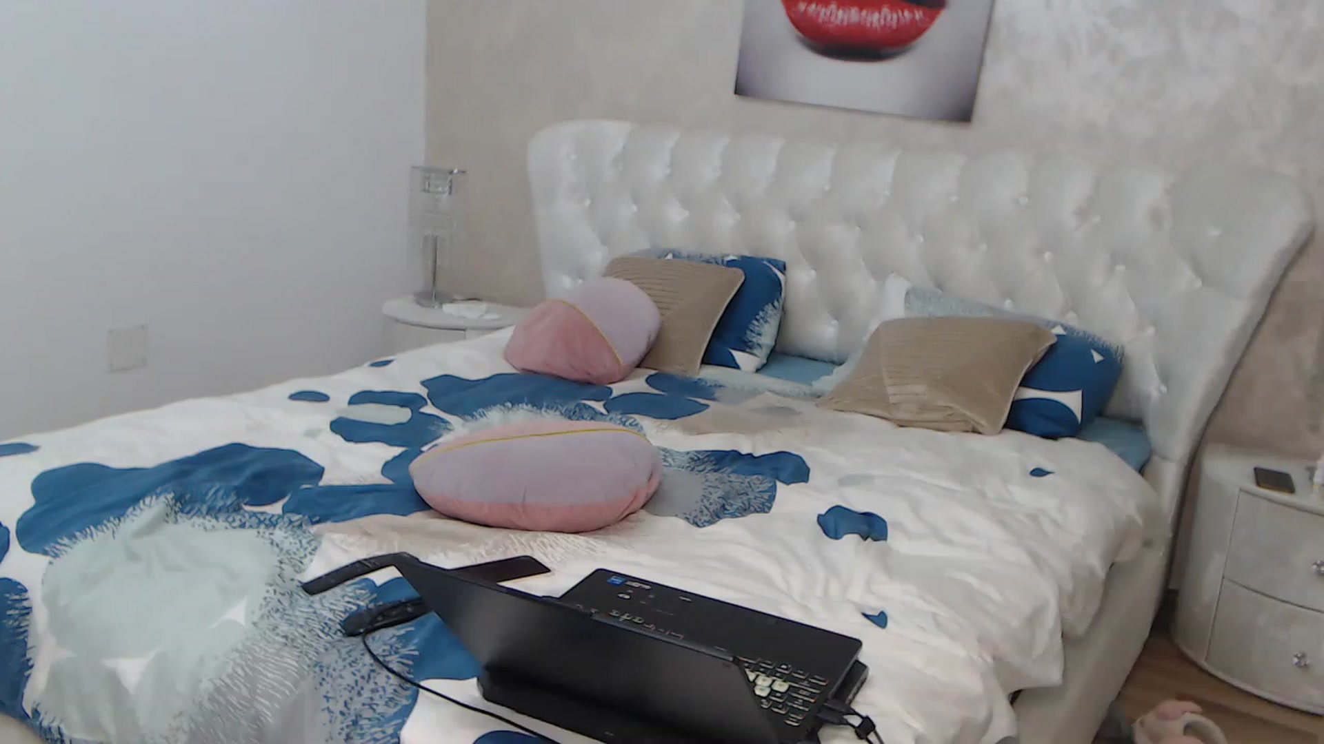 Gallery image thumbnail from BlondeeFairy's myfreecams stream on, 03/20/2023, 22:01 image 7 of 20