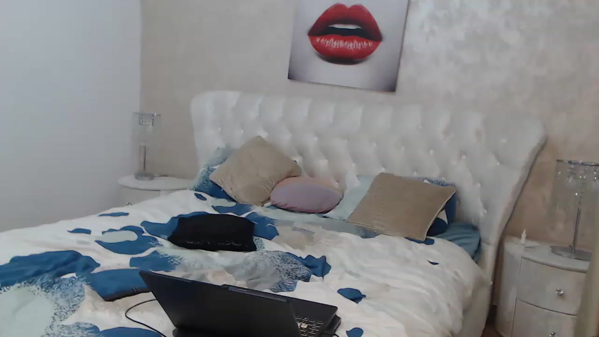 Gallery image thumbnail from BlondeeFairy's myfreecams stream on, 03/21/2023, 20:57 image 13 of 20