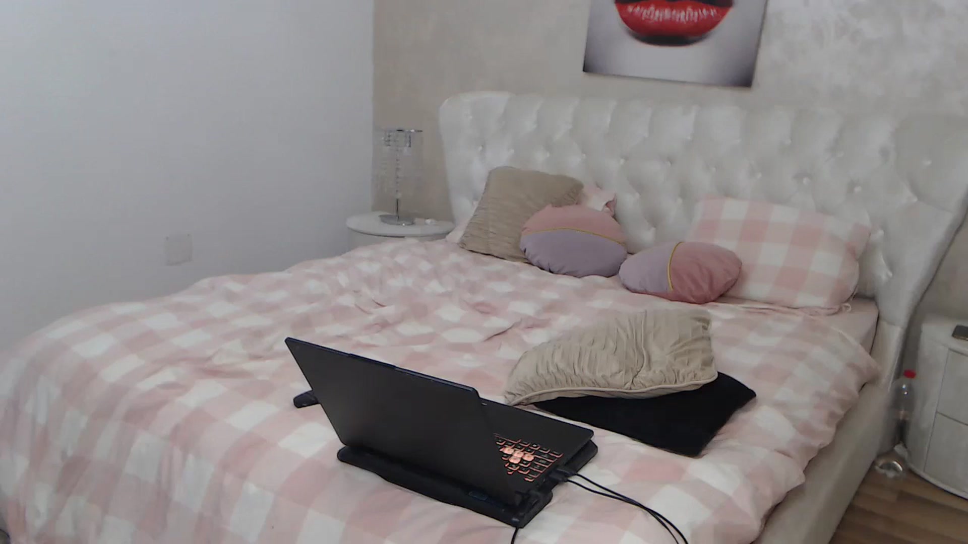 Gallery image thumbnail from BlondeeFairy's myfreecams stream on, 11/29/2023, 21:20 image 9 of 20