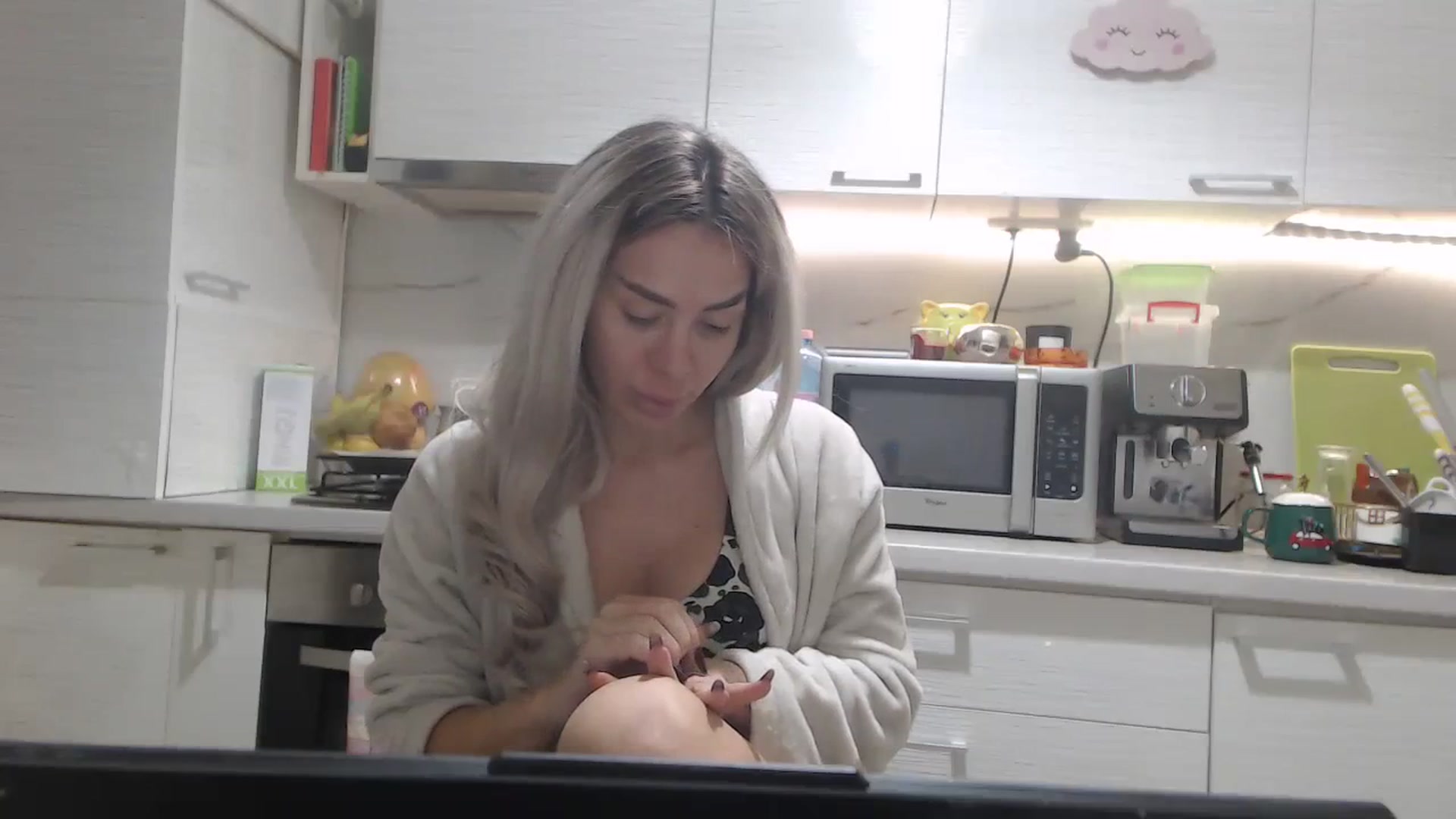 Gallery image thumbnail from BlondeeFairy's myfreecams stream on, 11/29/2023, 21:20 image 19 of 20