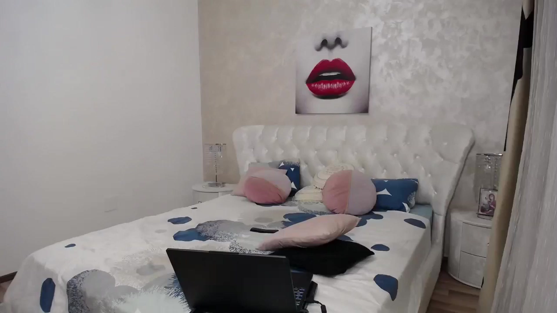 Gallery image thumbnail from BlondeeFairy's myfreecams stream on, 07/11/2024, 20:01 image 14 of 20
