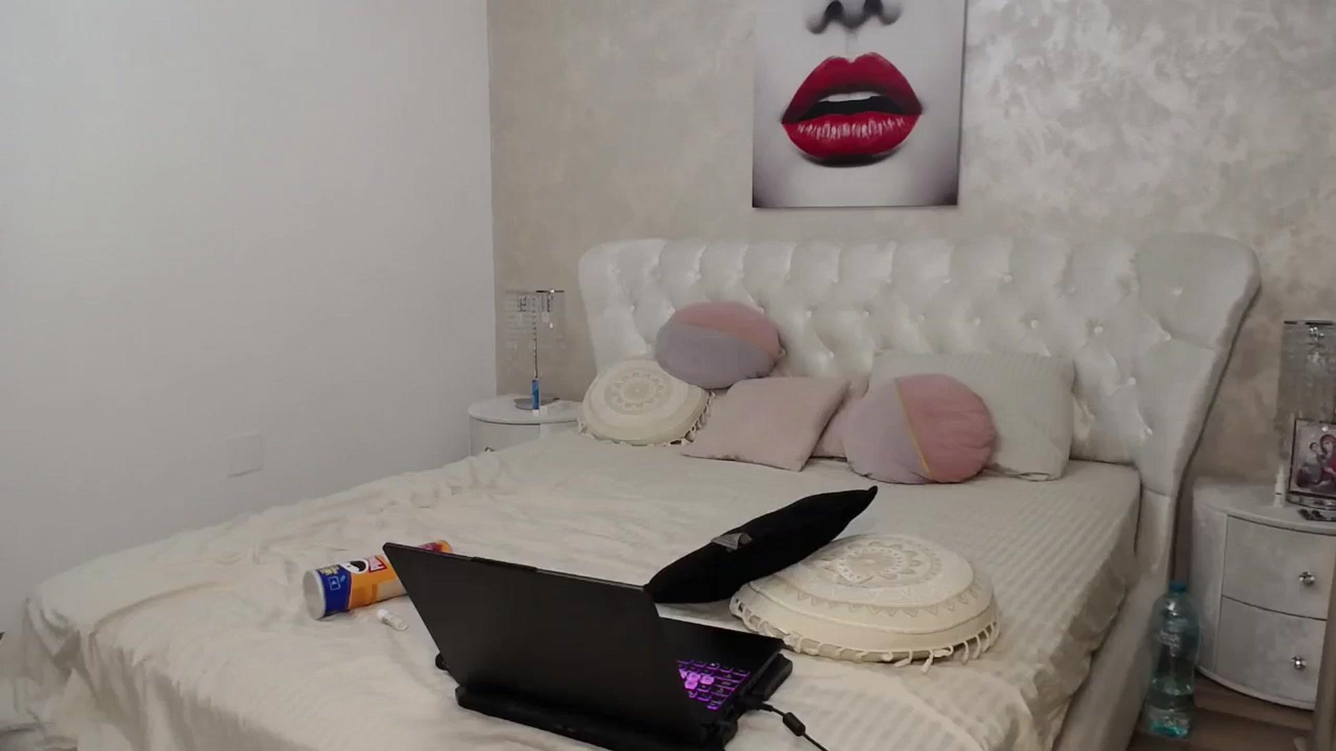 Gallery image thumbnail from BlondeeFairy's myfreecams stream on, 09/16/2024, 19:25 image 19 of 20
