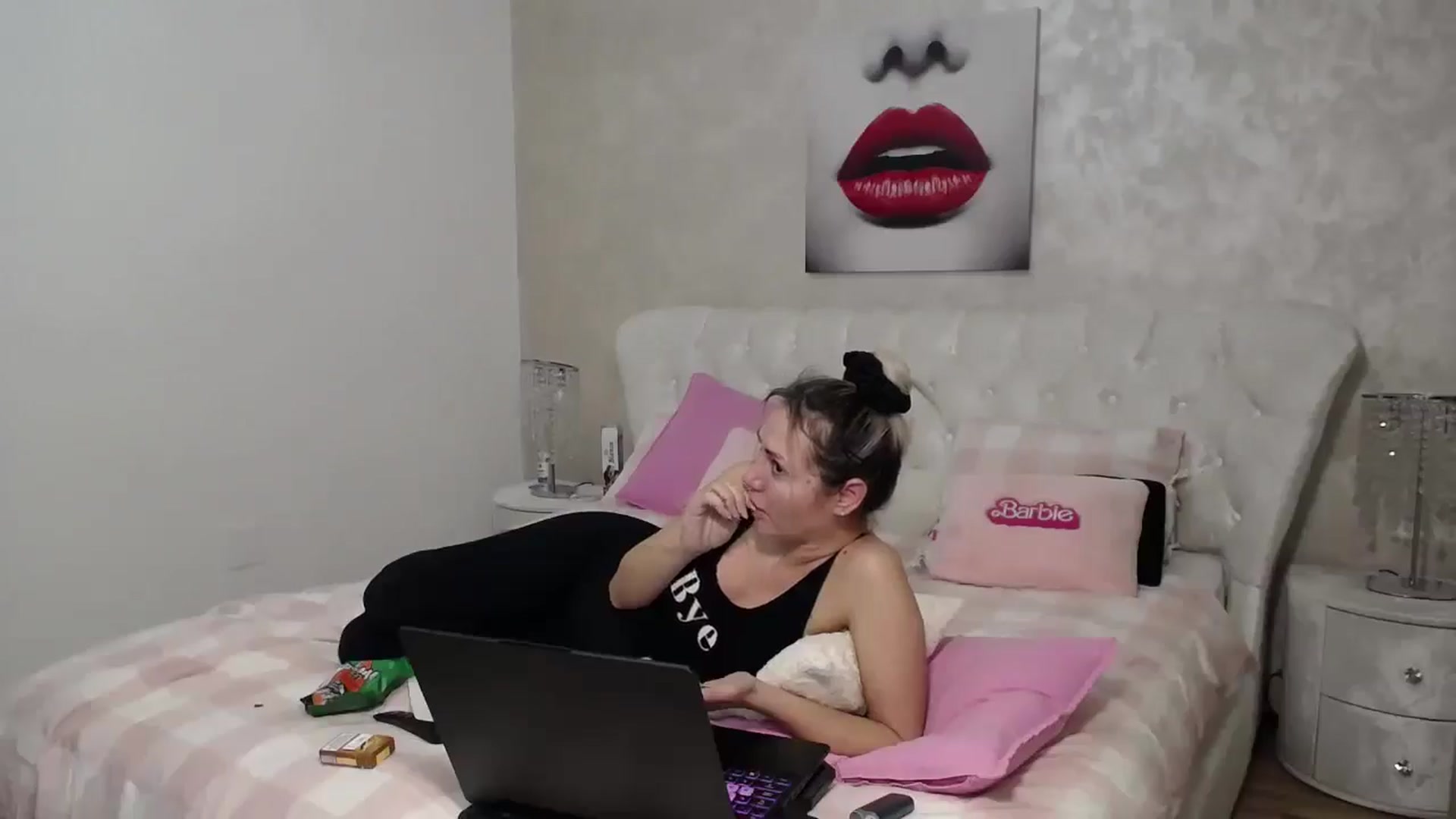 Gallery image thumbnail from BlondeeFairy's myfreecams stream on, 01/13/2026, 21:50 image 11 of 20