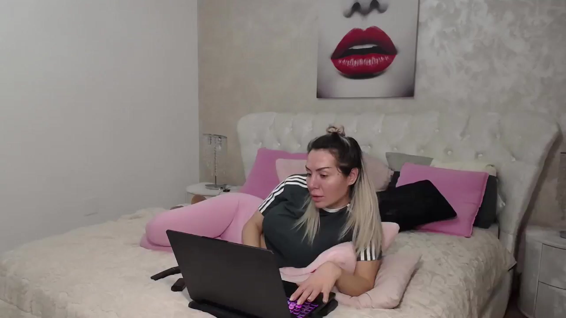 Gallery image thumbnail from BlondeeFairy's myfreecams stream on, 02/03/2026, 21:23 image 1 of 20