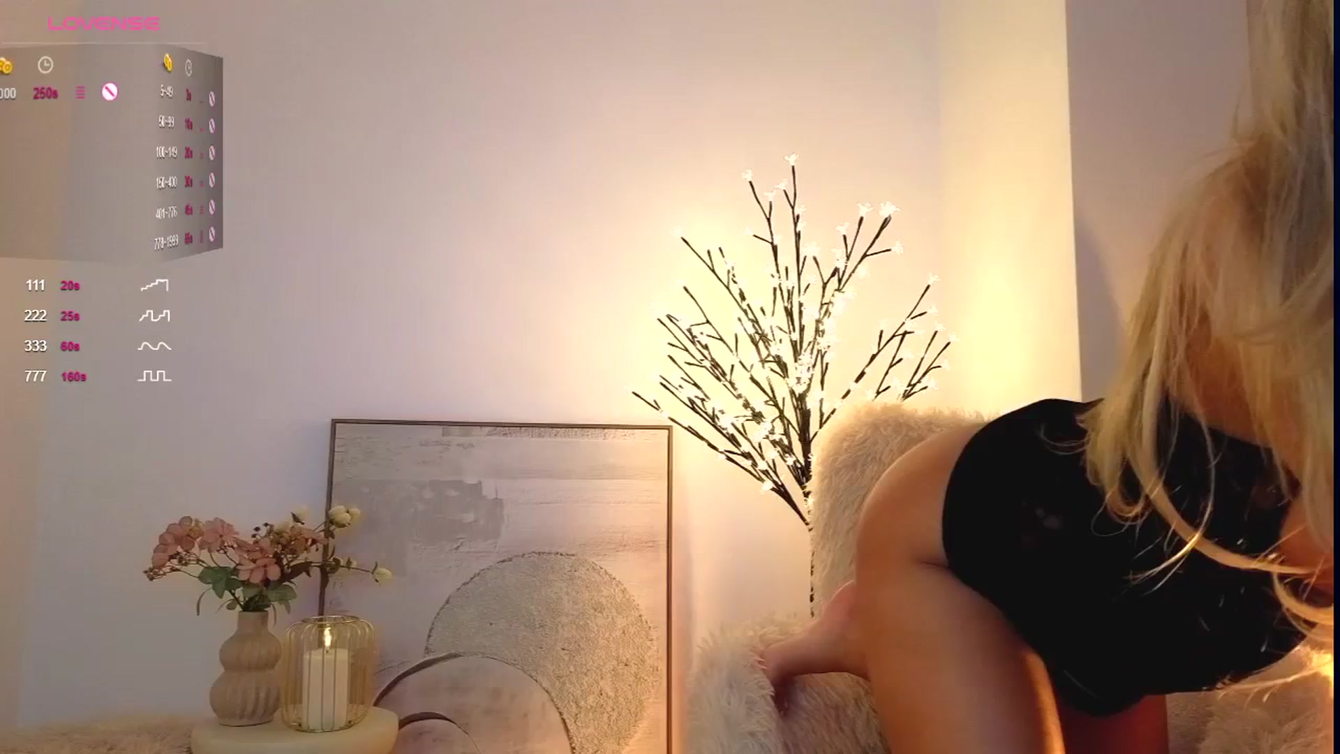 Gallery image thumbnail from Blondestorm's myfreecams stream on, 01/21/2026, 21:39 image 12 of 20
